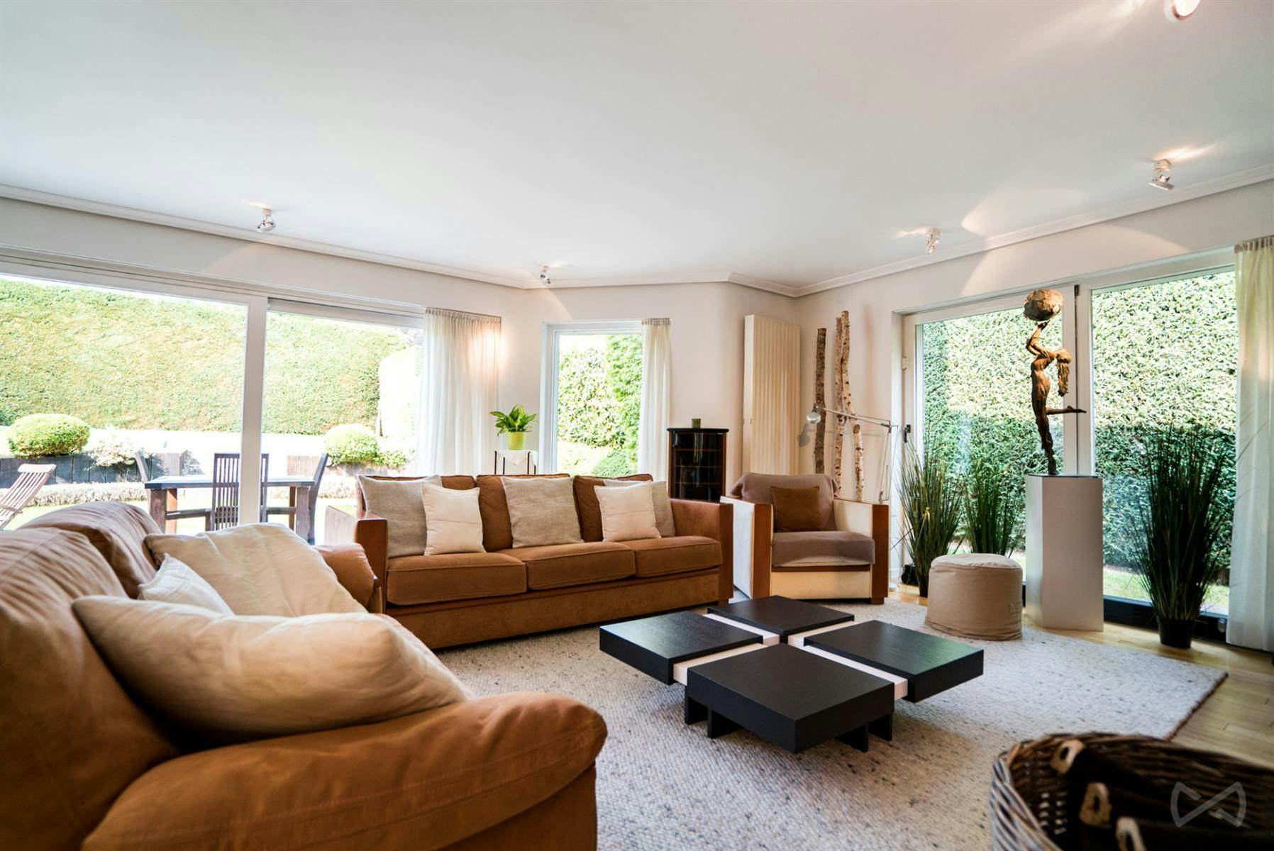 Foto 5 van 4 van Villa met zes slaapkamers in La Hulpe