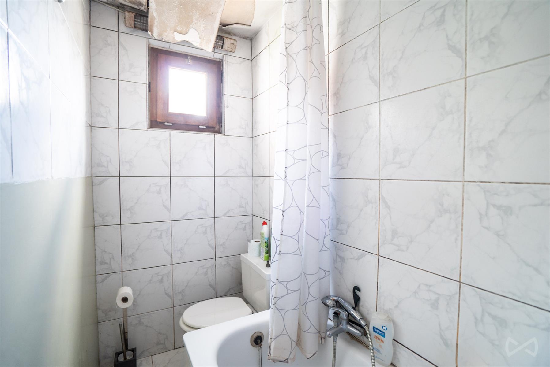 Foto 4 van 4 van Appartementsgebouw met drie slaapkamers in Braine-le-comte