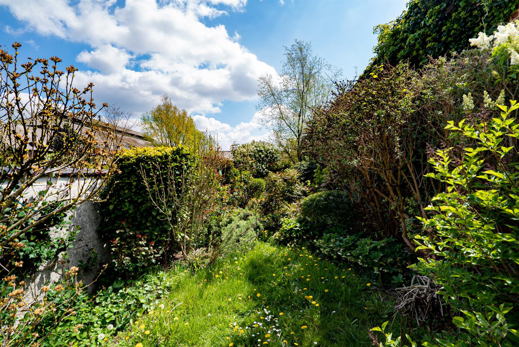 Foto 1 van 4 van Appartementsgebouw met drie slaapkamers in Braine-le-comte