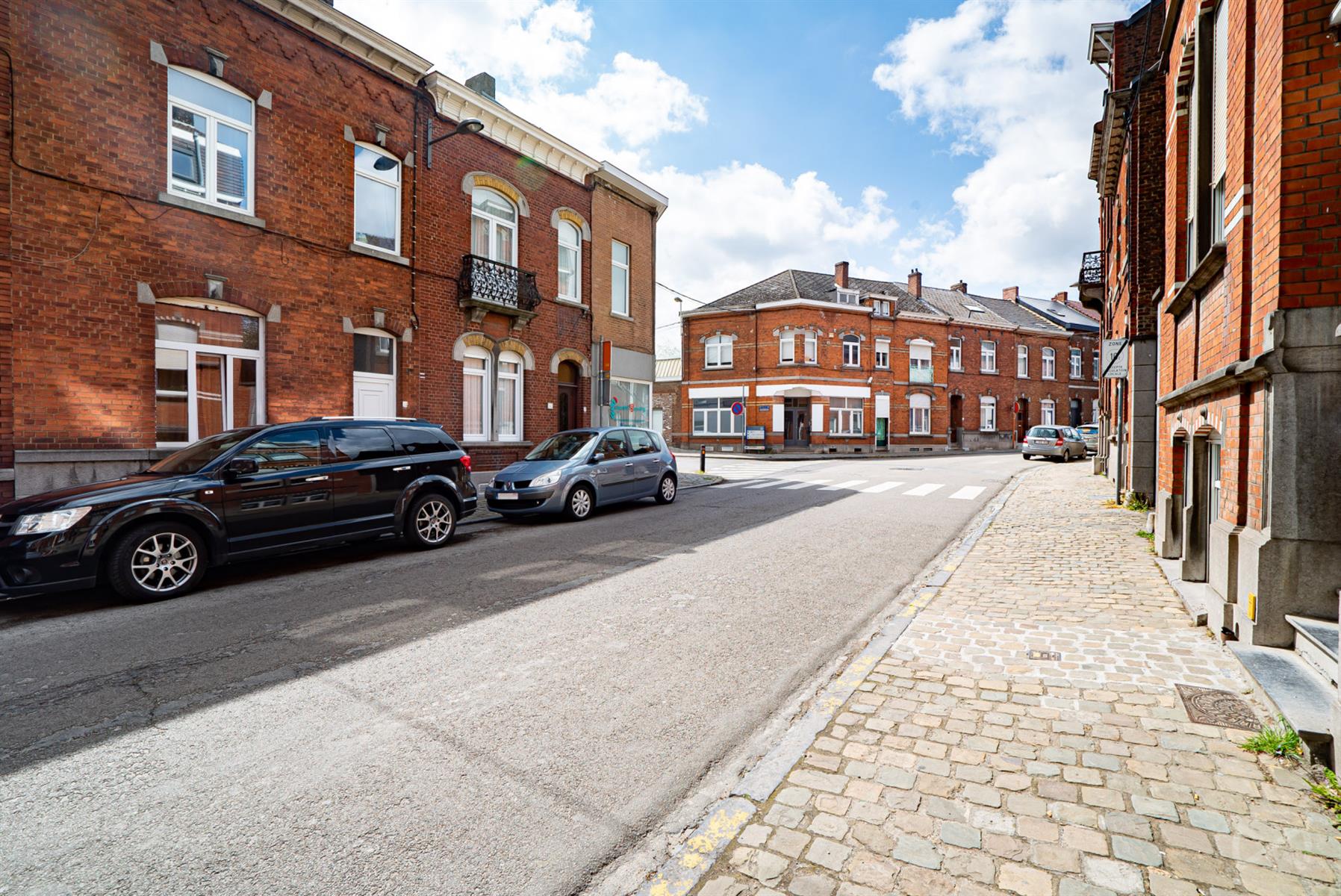 Foto 4 van 4 van Appartementsgebouw met drie slaapkamers in Braine-le-comte