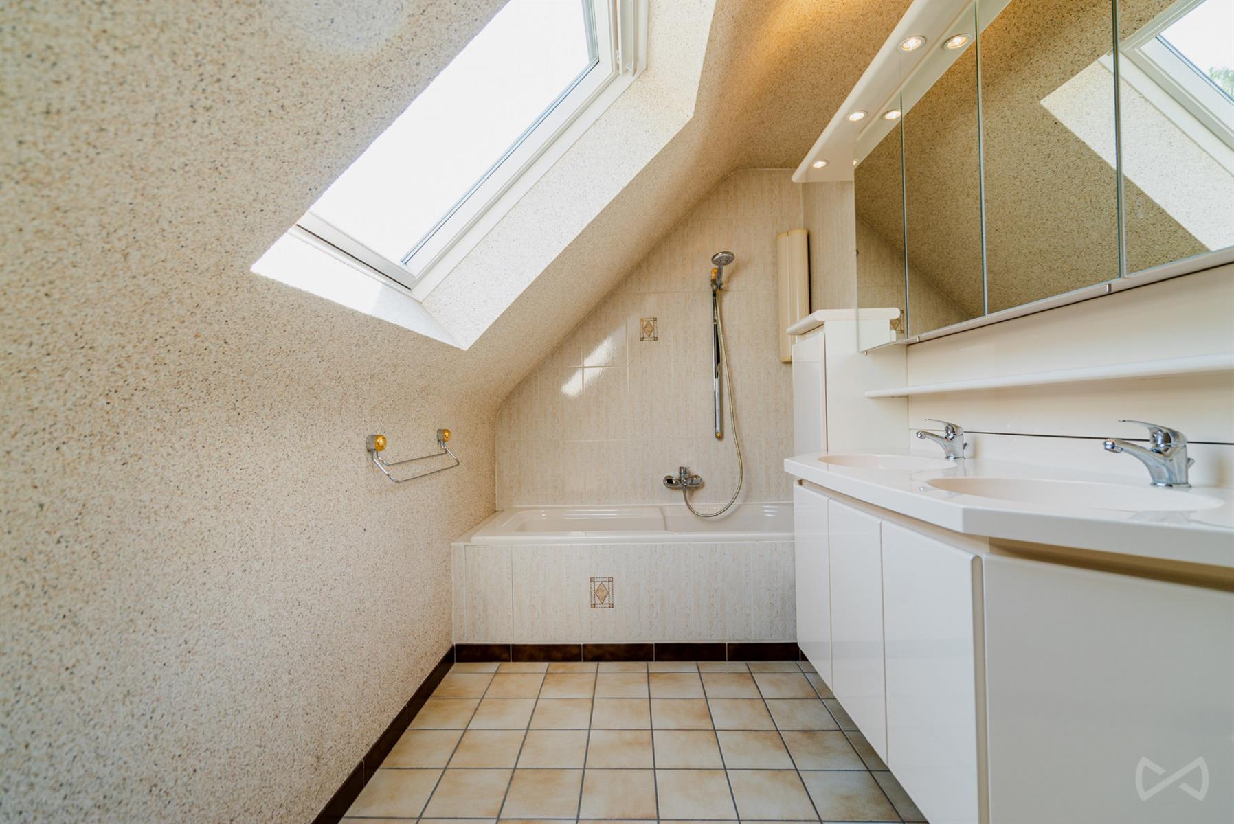 Photo 2 sur 4 pour Villa de trois chambres à Limelette