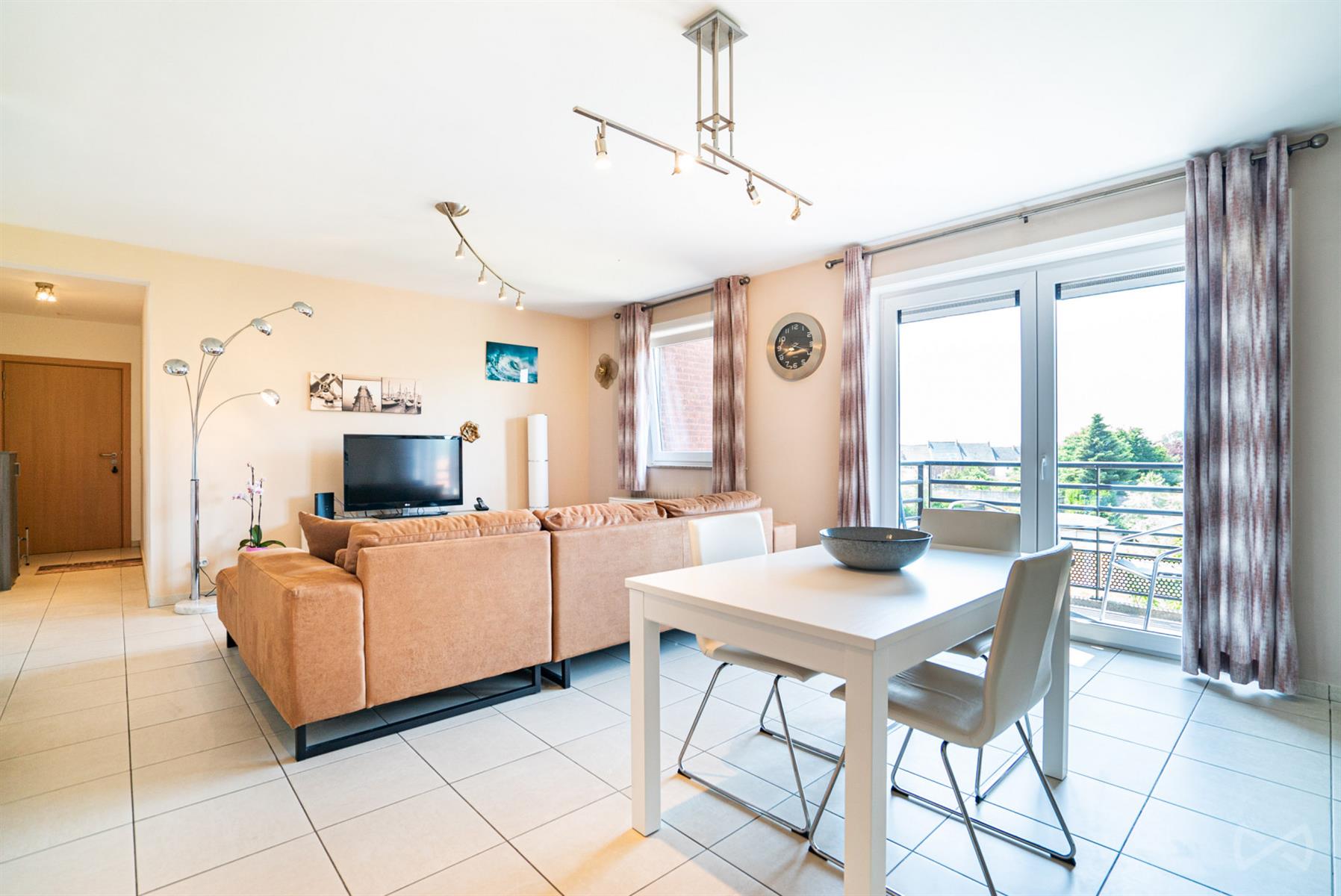 Foto 2 van 4 van Appartement met twee slaapkamers in Braine-le-comte