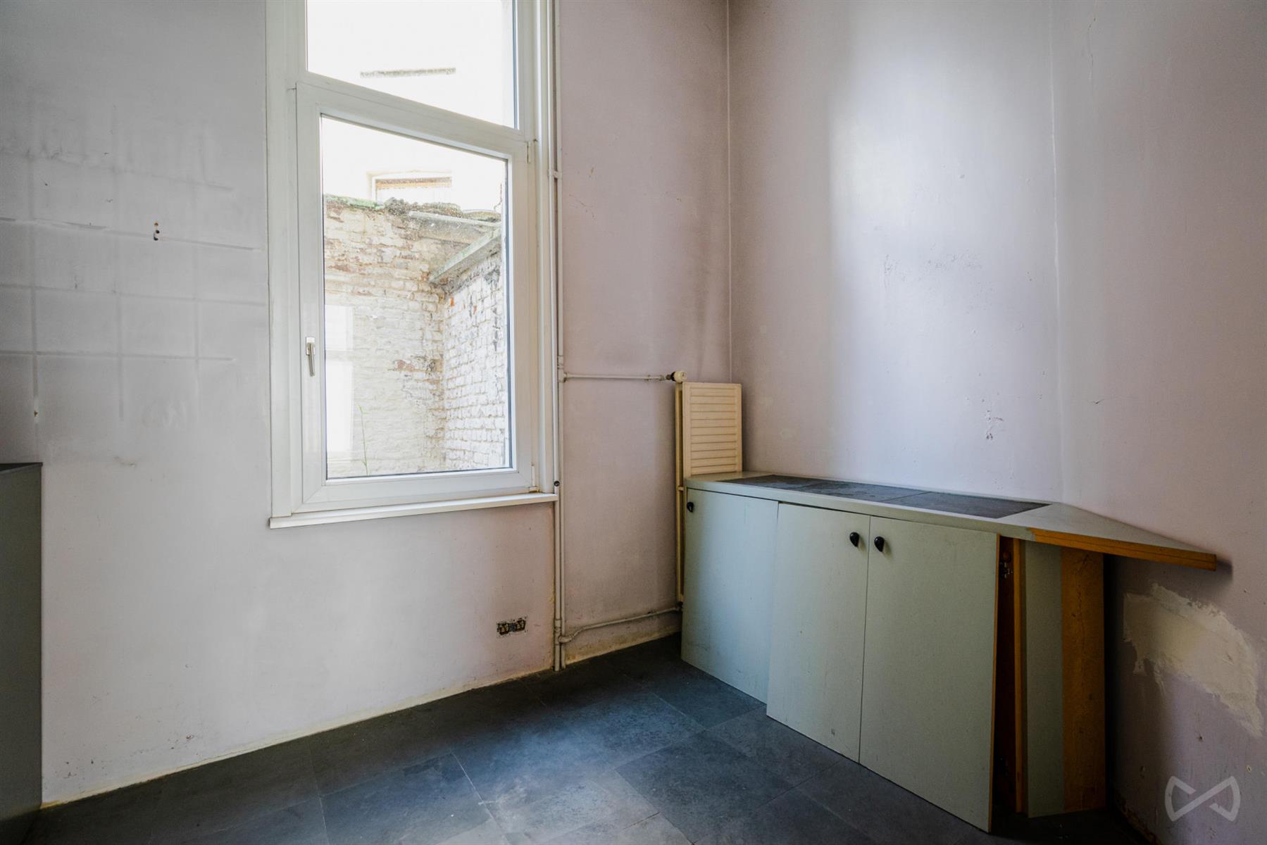 Photo 3 sur 4 pour Maison de trois chambres à Laeken