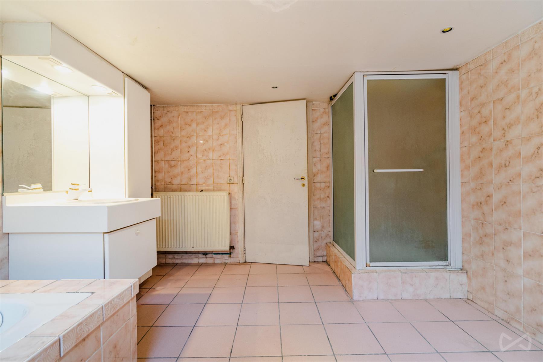 Photo 1 sur 4 pour Maison de trois chambres à Laeken