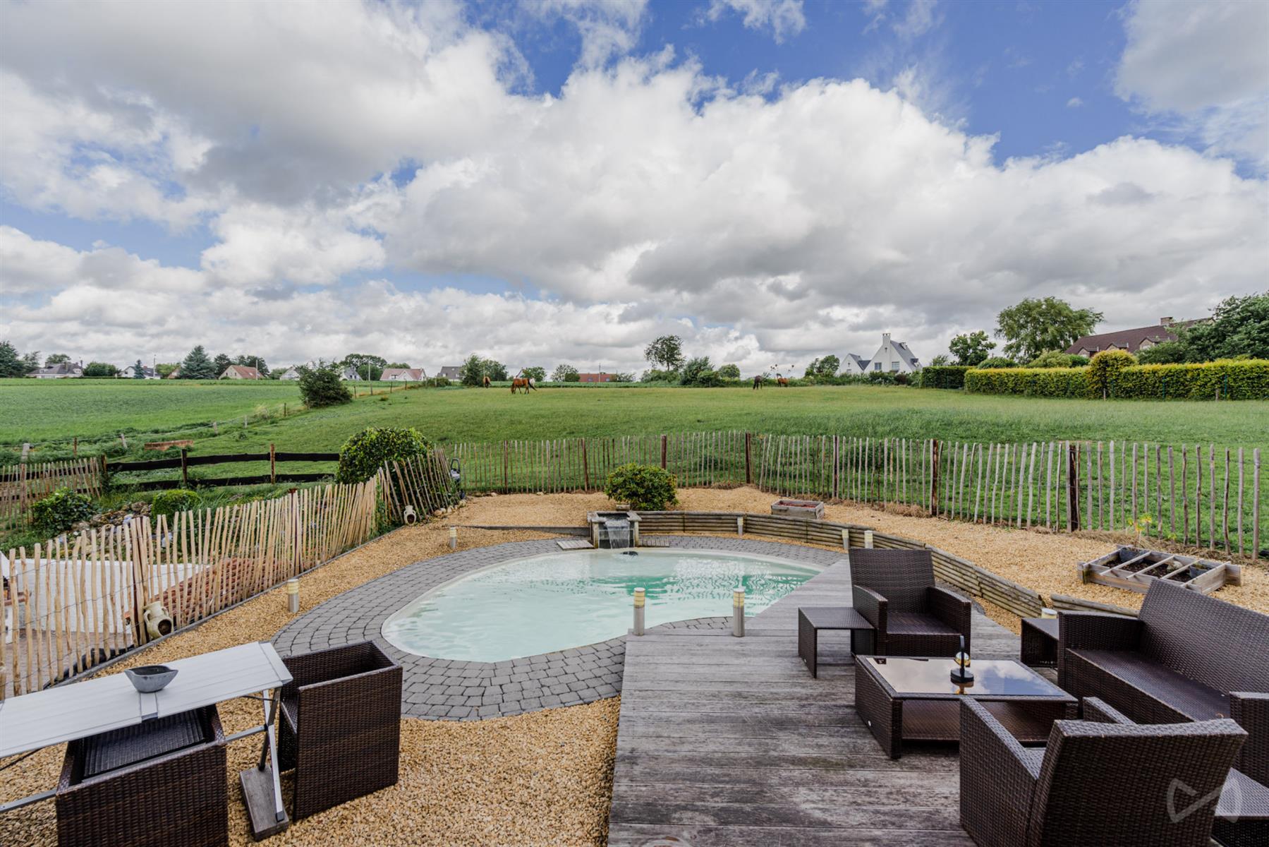 Foto 2 van 4 van Villa met vijf slaapkamers in Lasne