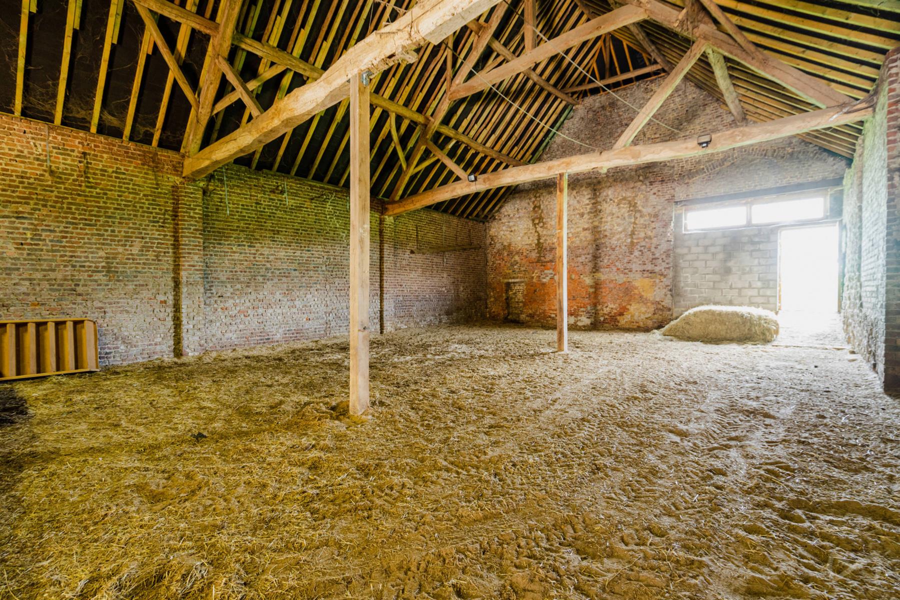 Foto 1 van 4 van Villa met vijf slaapkamers in Lasne