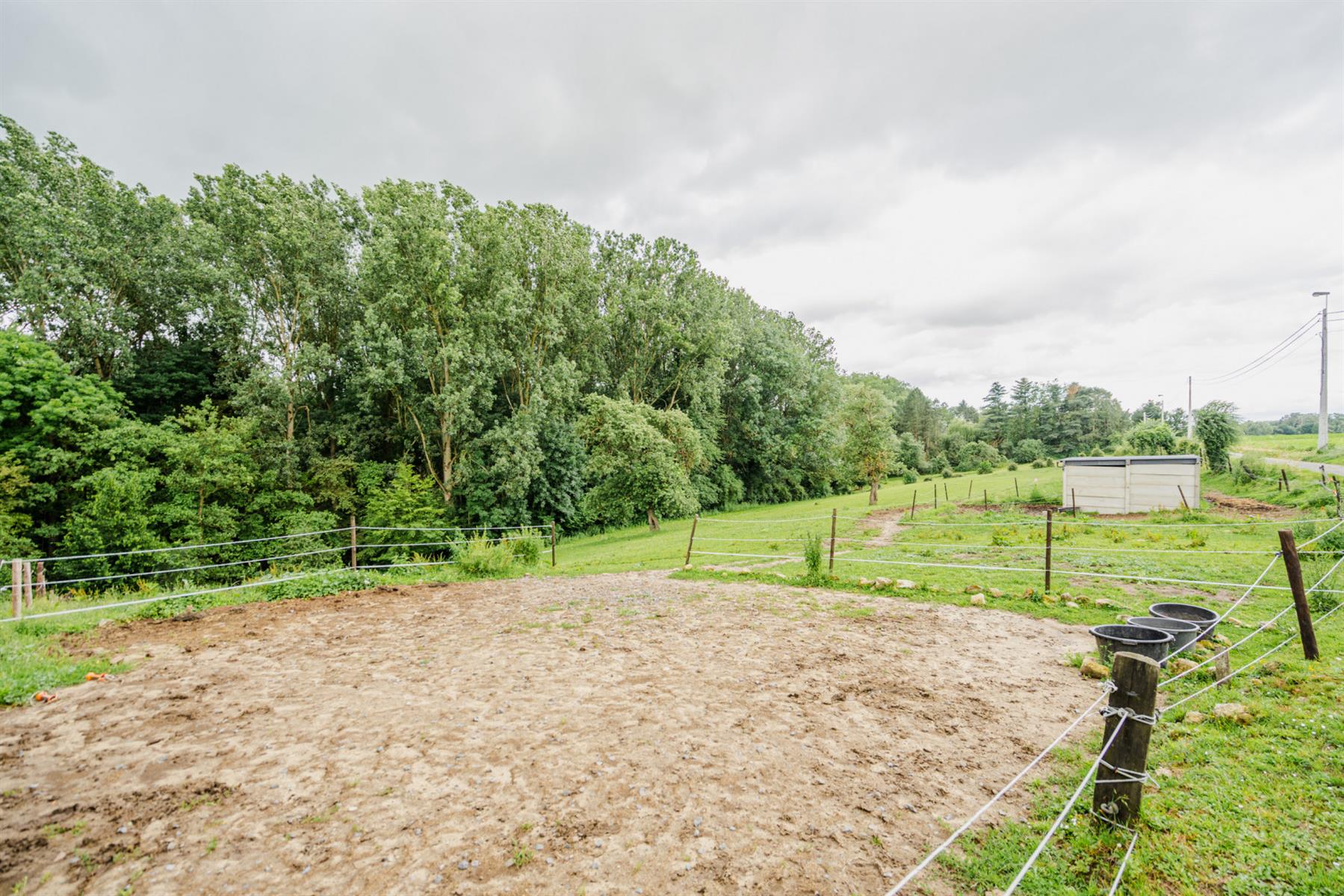 Foto 1 van 4 van Villa met vijf slaapkamers in Lasne