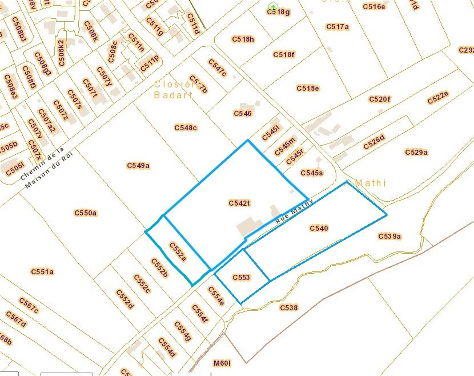 Foto 3 van 3 van Villa met vijf slaapkamers in Lasne