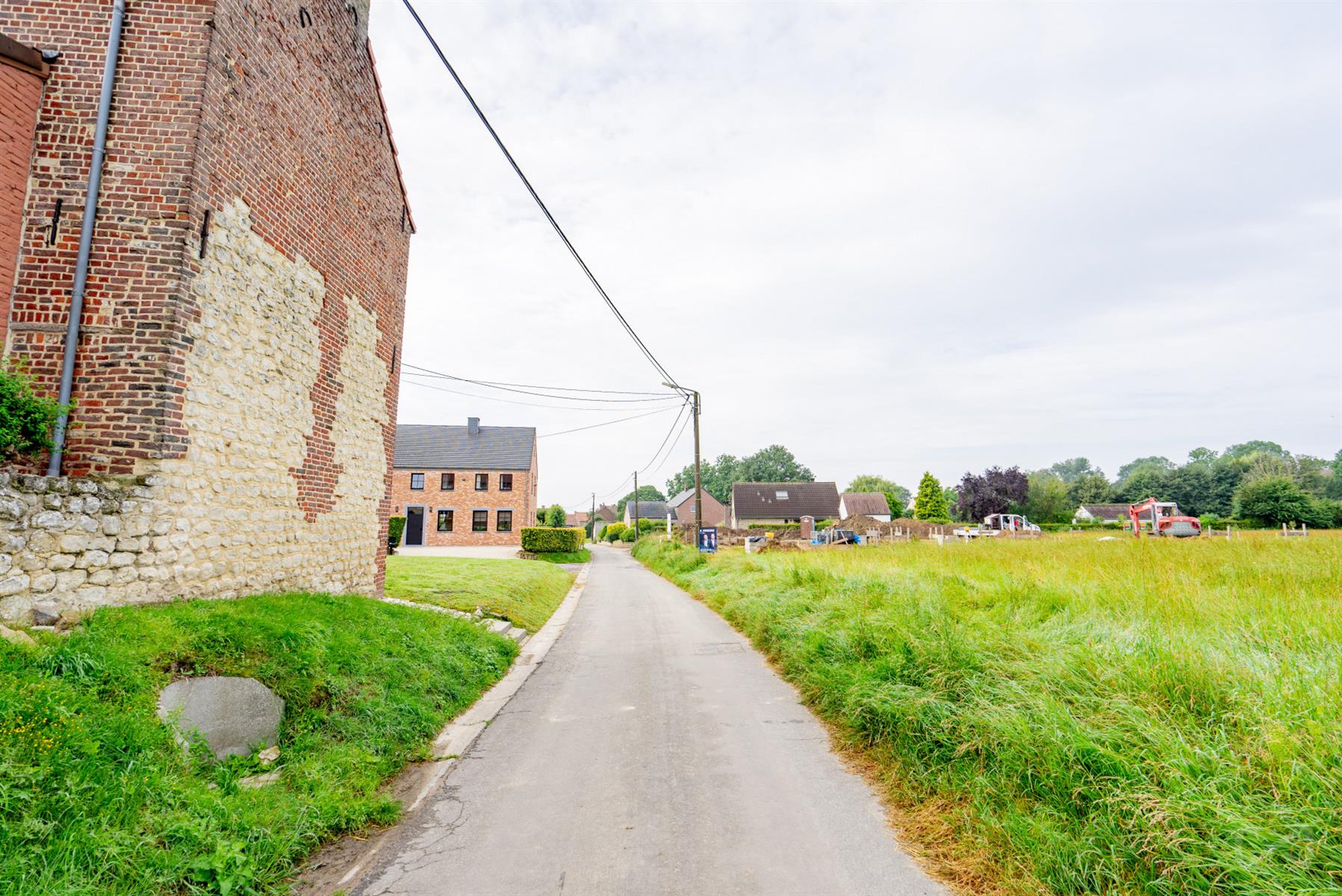 Foto 3 van 3 van Bouwgrond in Genappe