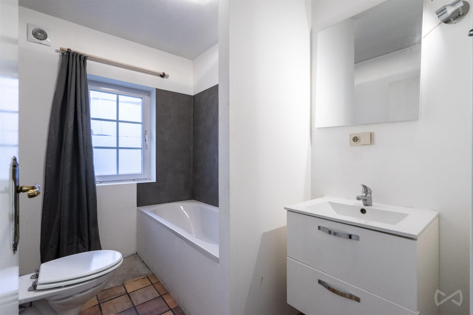 Picture 3 of 4 for House with four bedrooms in Achêne
