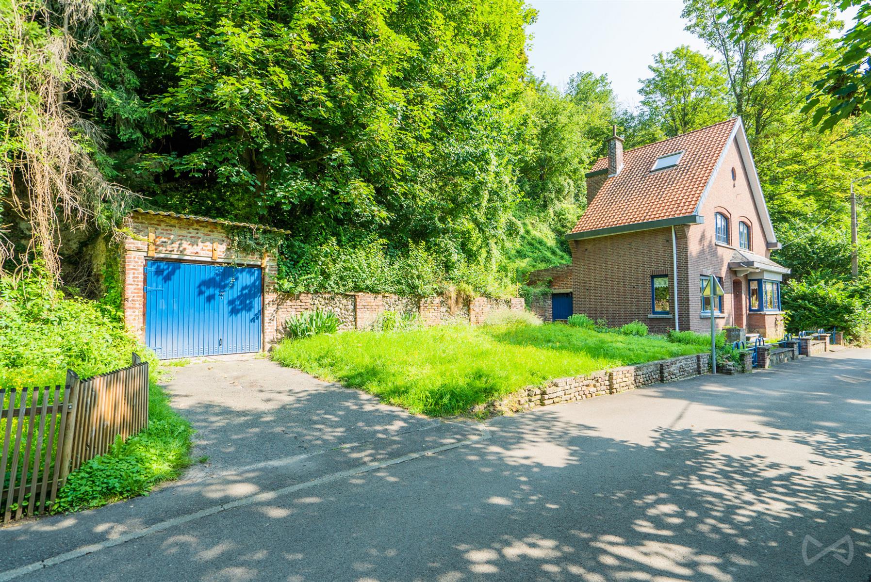 Foto 2 van 4 van Huis met drie slaapkamers in Bassenge