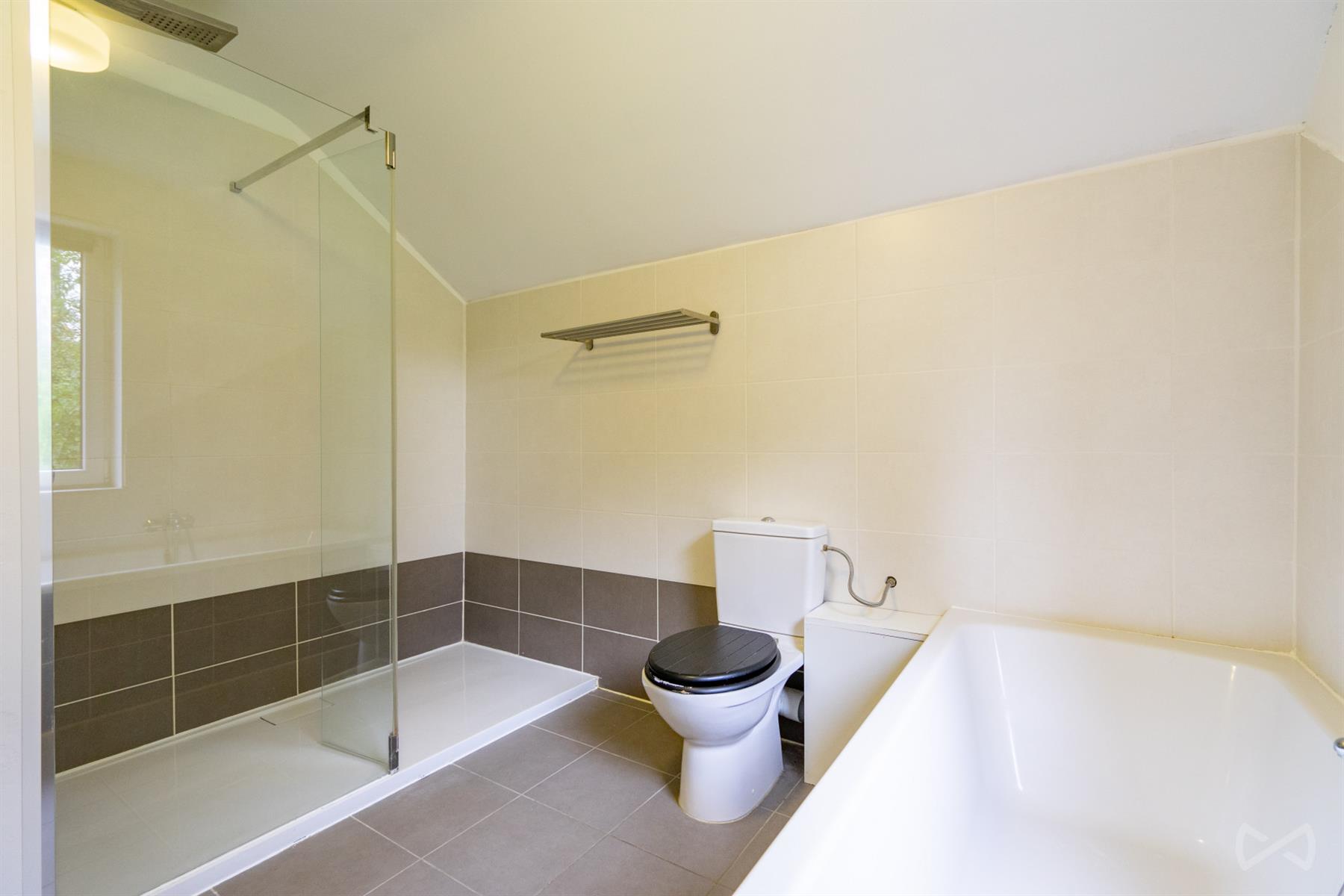 Picture 4 of 4 for Villa with three bedrooms in Bousval