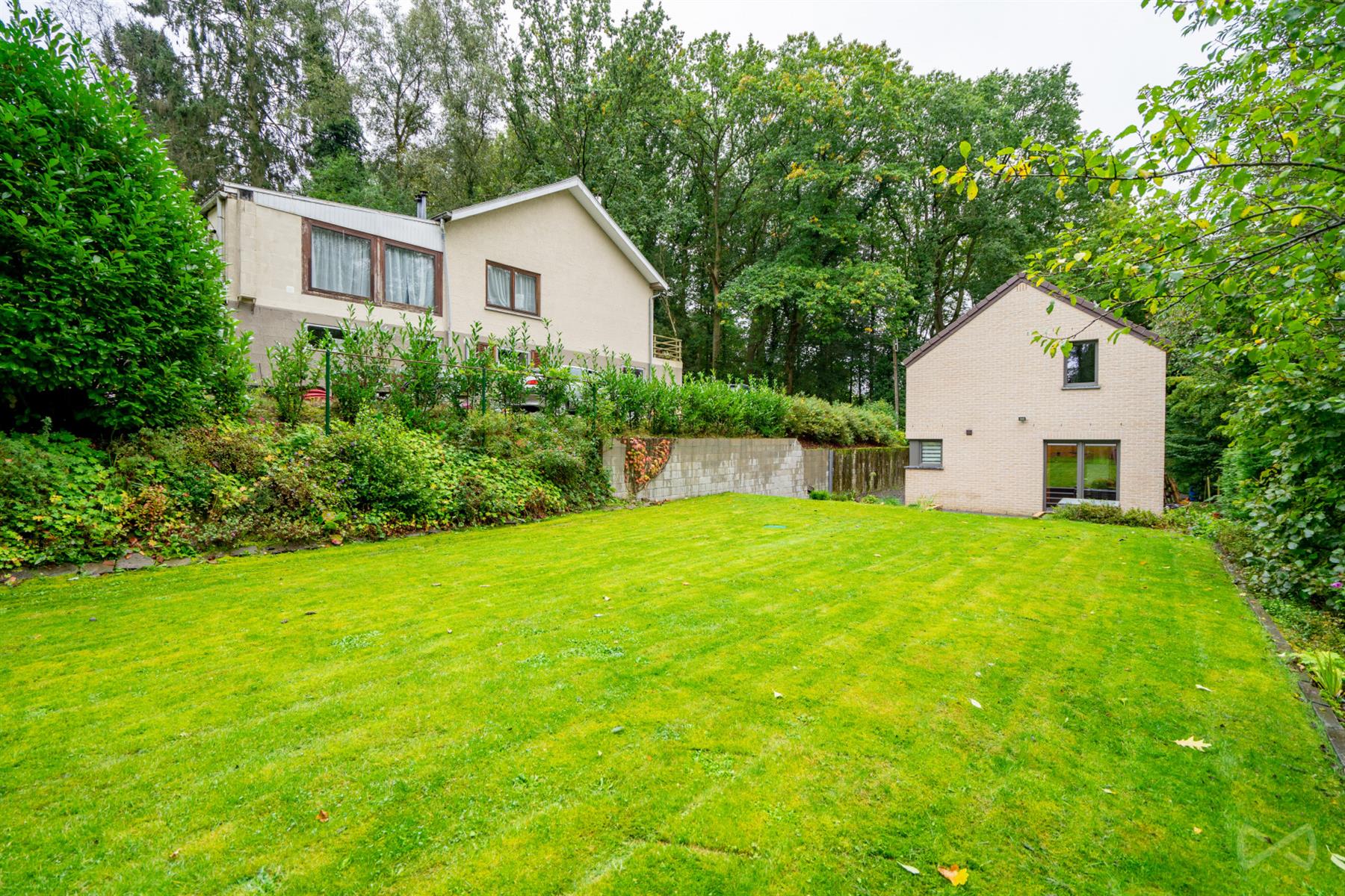 Picture 1 of 4 for Villa with three bedrooms in Bousval