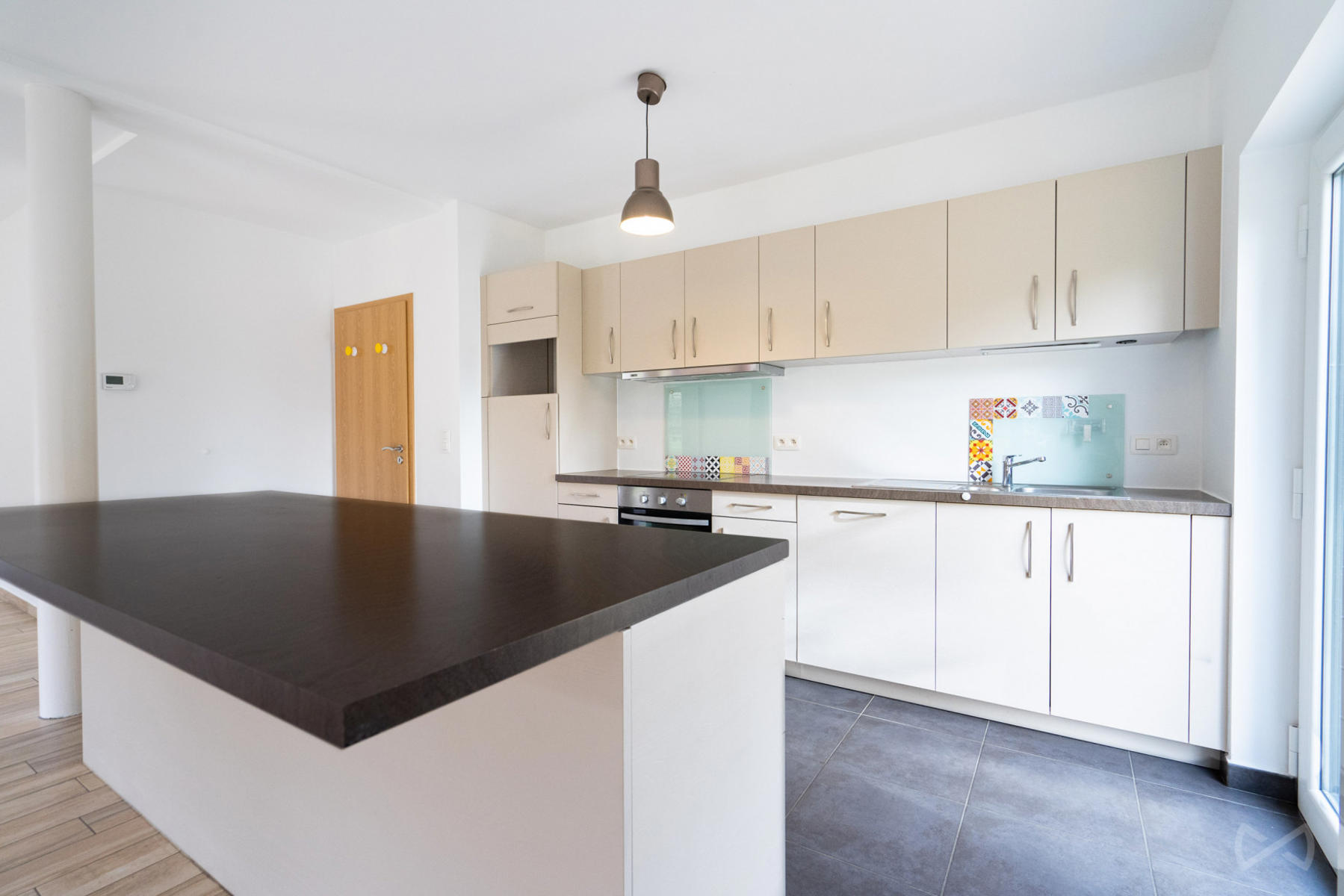 Picture 4 of 4 for House with five bedrooms in Céroux-mousty