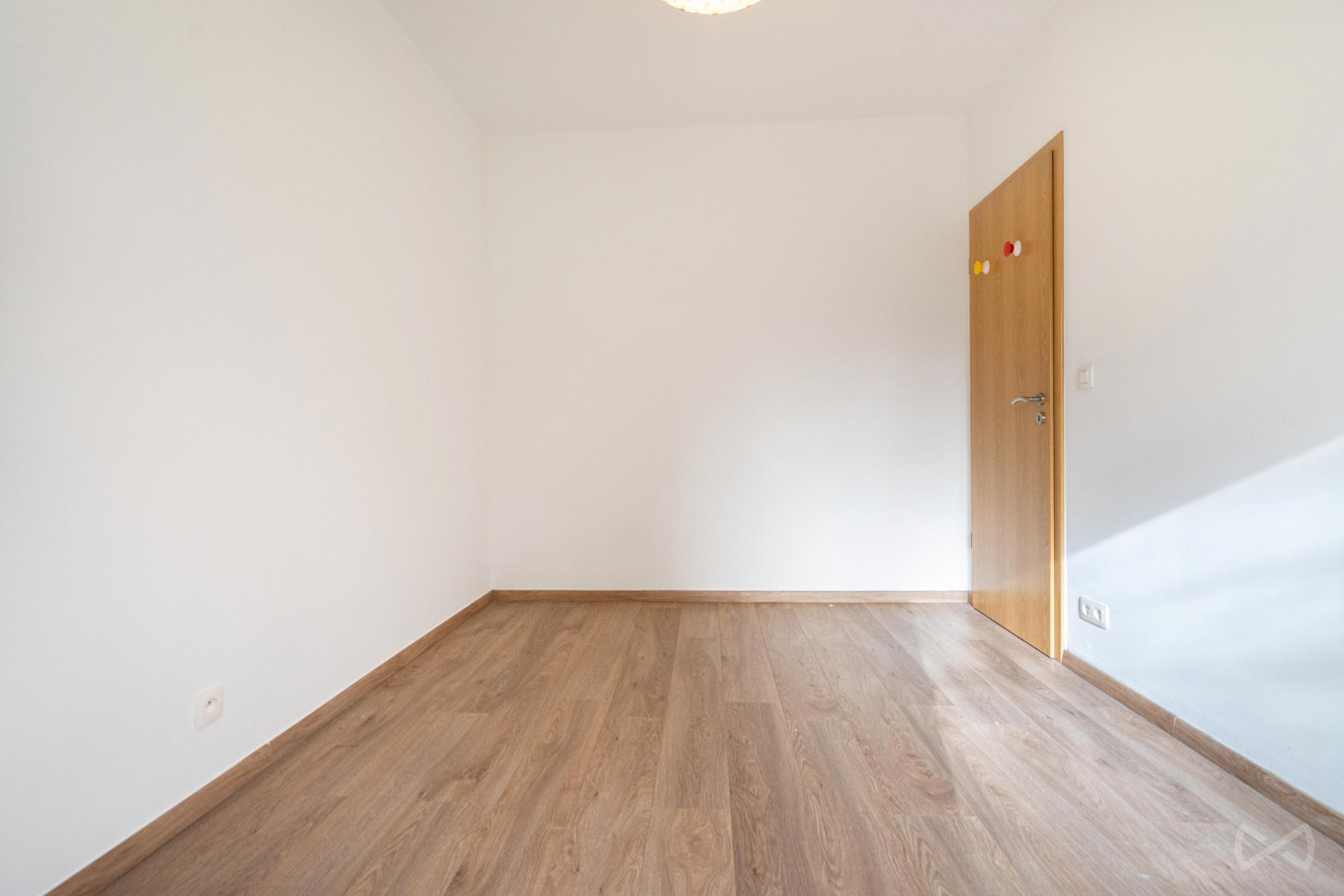 Picture 1 of 4 for House with five bedrooms in Céroux-mousty