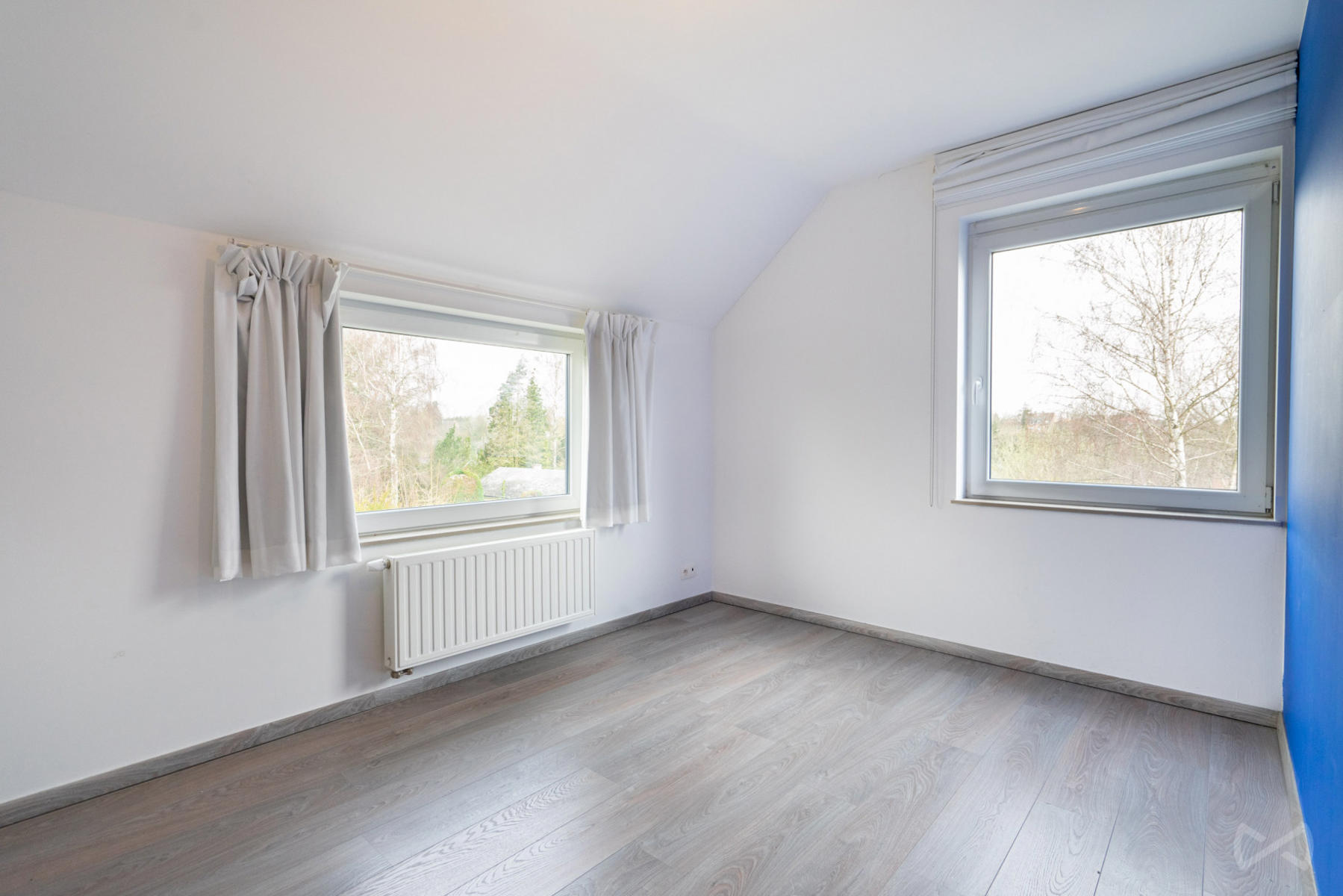 Picture 1 of 4 for House with five bedrooms in Céroux-mousty