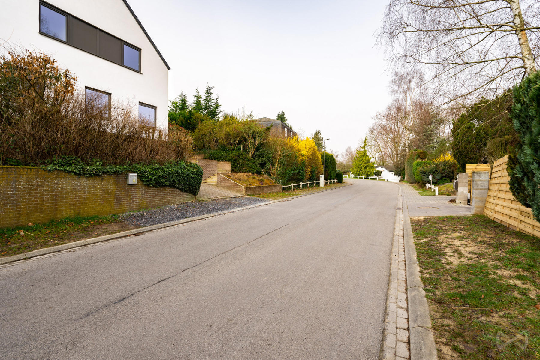Picture 3 of 4 for House with five bedrooms in Céroux-mousty