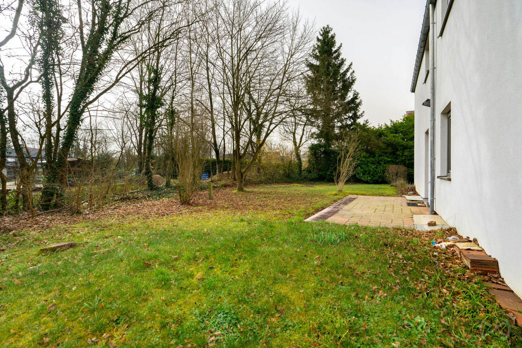 Picture 1 of 3 for House with five bedrooms in Céroux-mousty