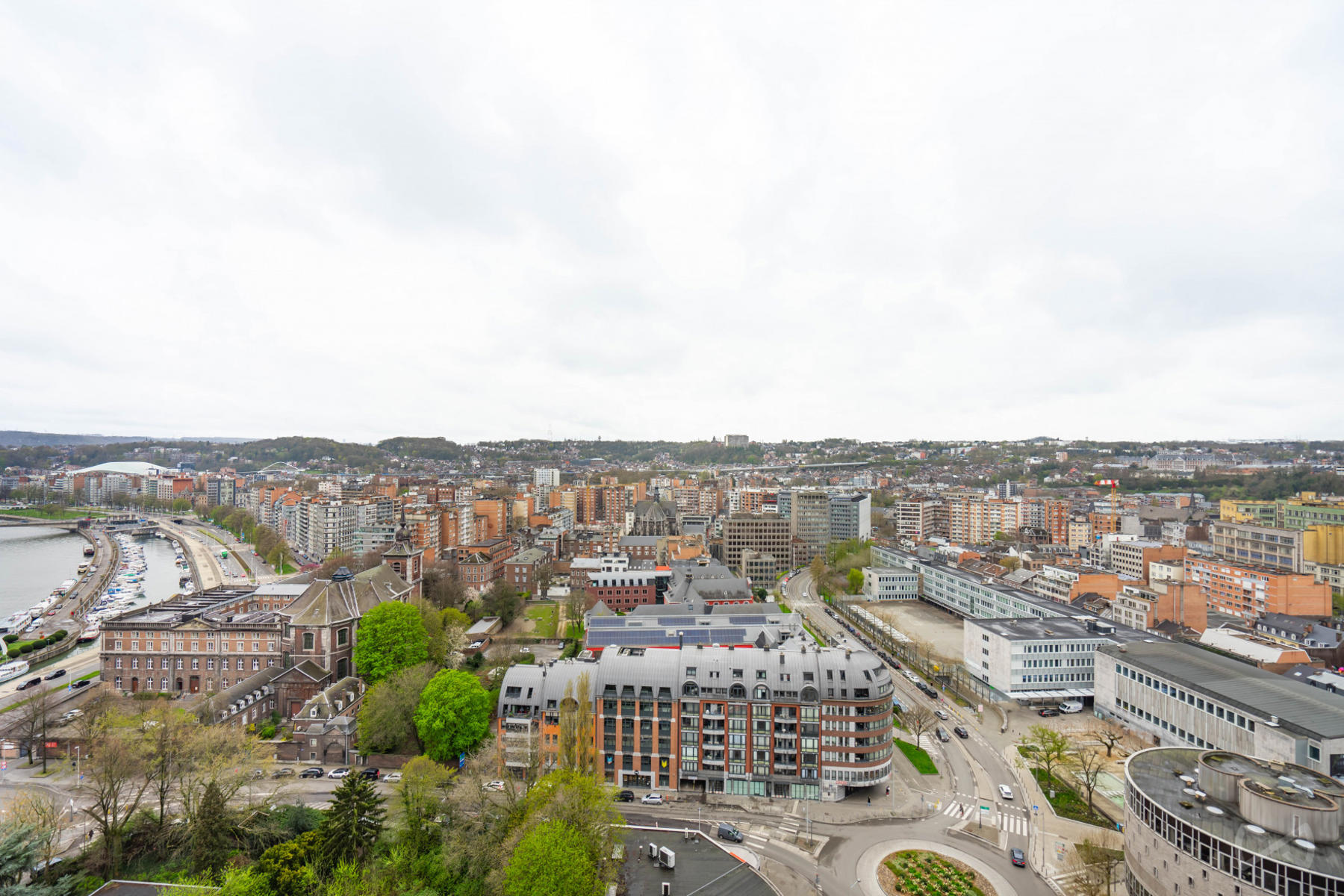 Foto 2 van 4 van Appartement met één slaapkamer in Liège