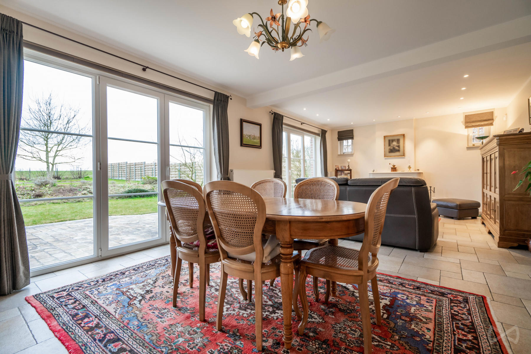 Picture 1 of 4 for Villa with three bedrooms in Lillois-Witterzée