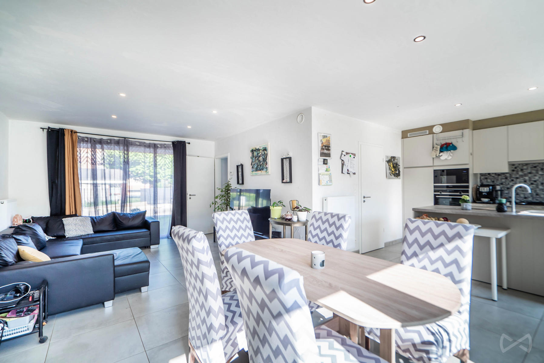 Photo 3 sur 4 pour Maison de trois chambres à Bellecourt