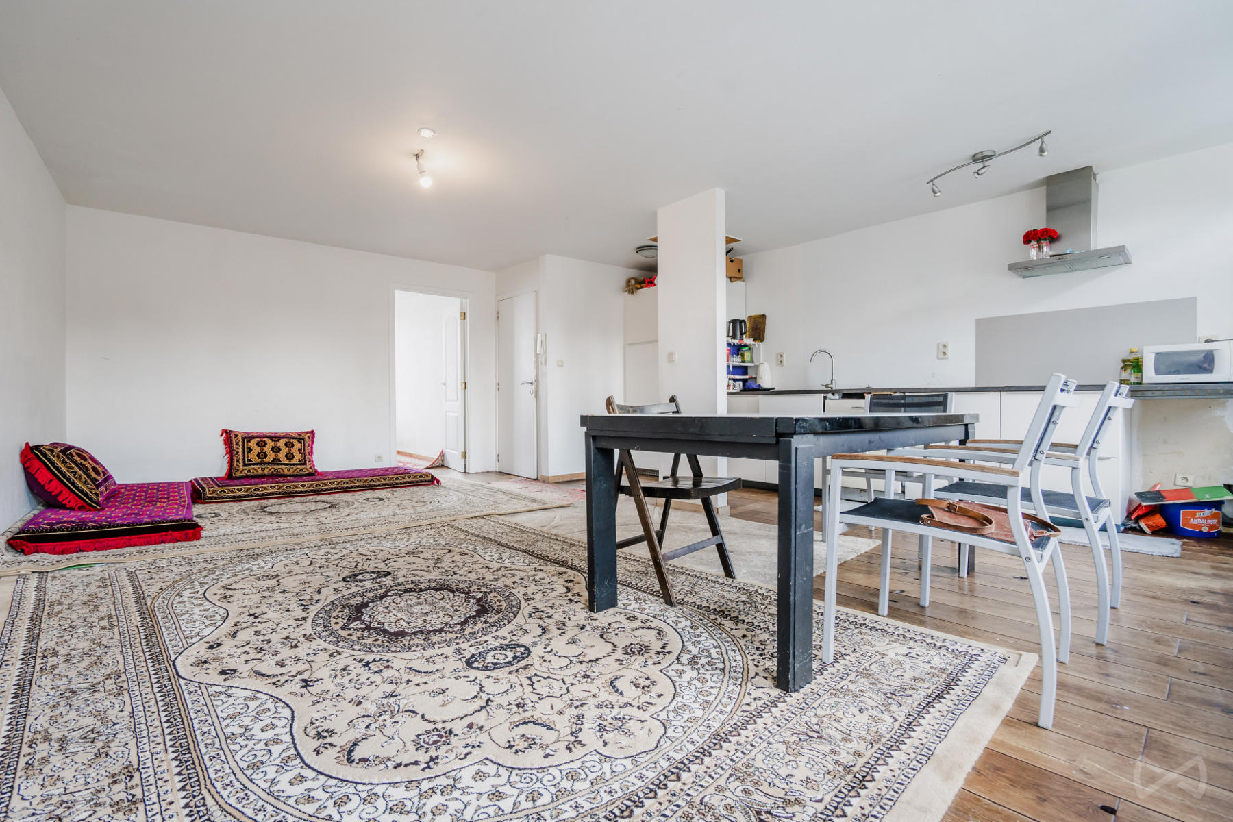 Photo 1 sur 4 pour Immeuble à appartements de six chambres à Liège