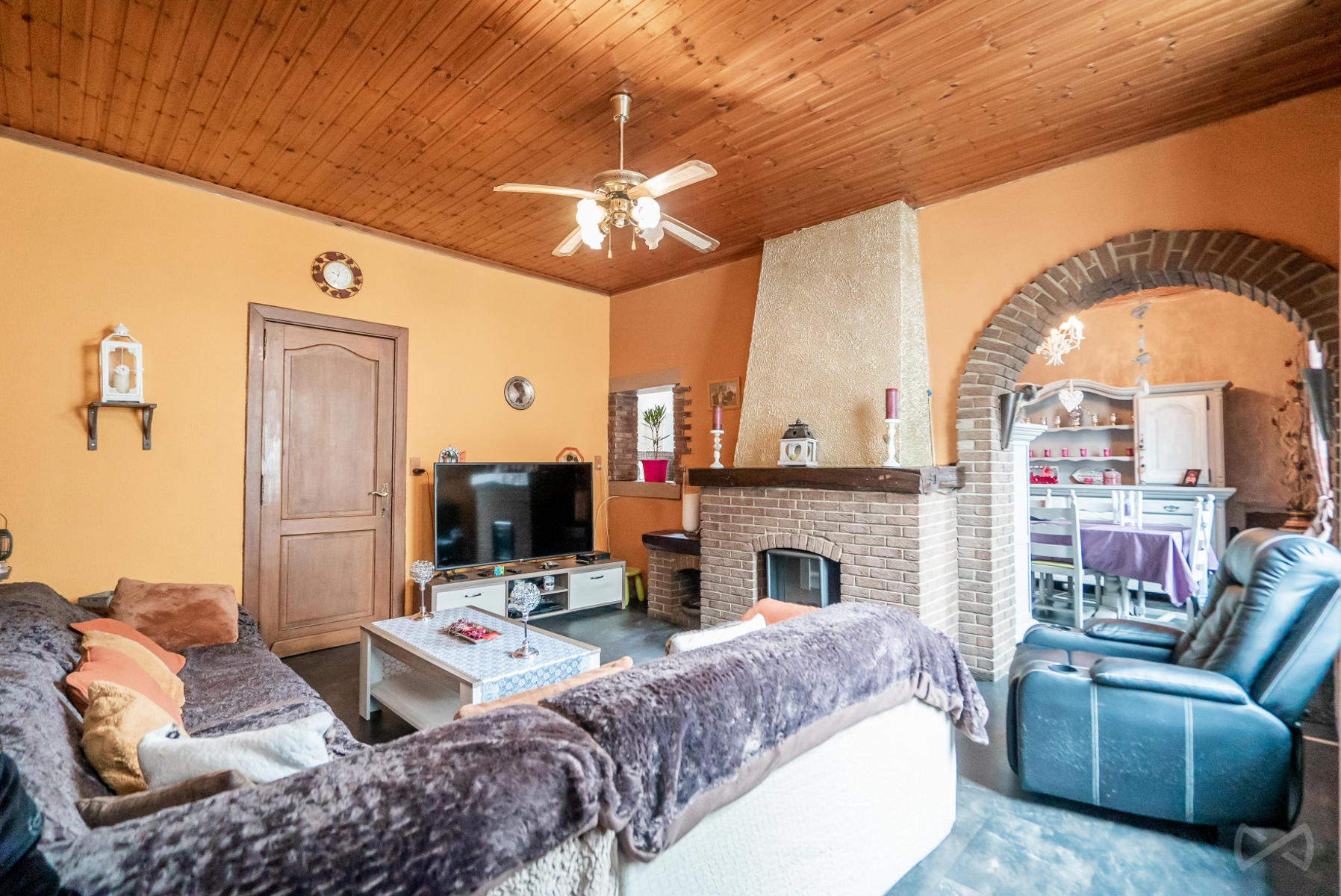 Foto 2 van 4 van Huis met twee slaapkamers in Courcelles