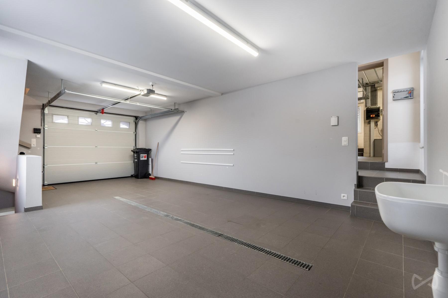 Picture 1 of 4 for House with three bedrooms in Dison