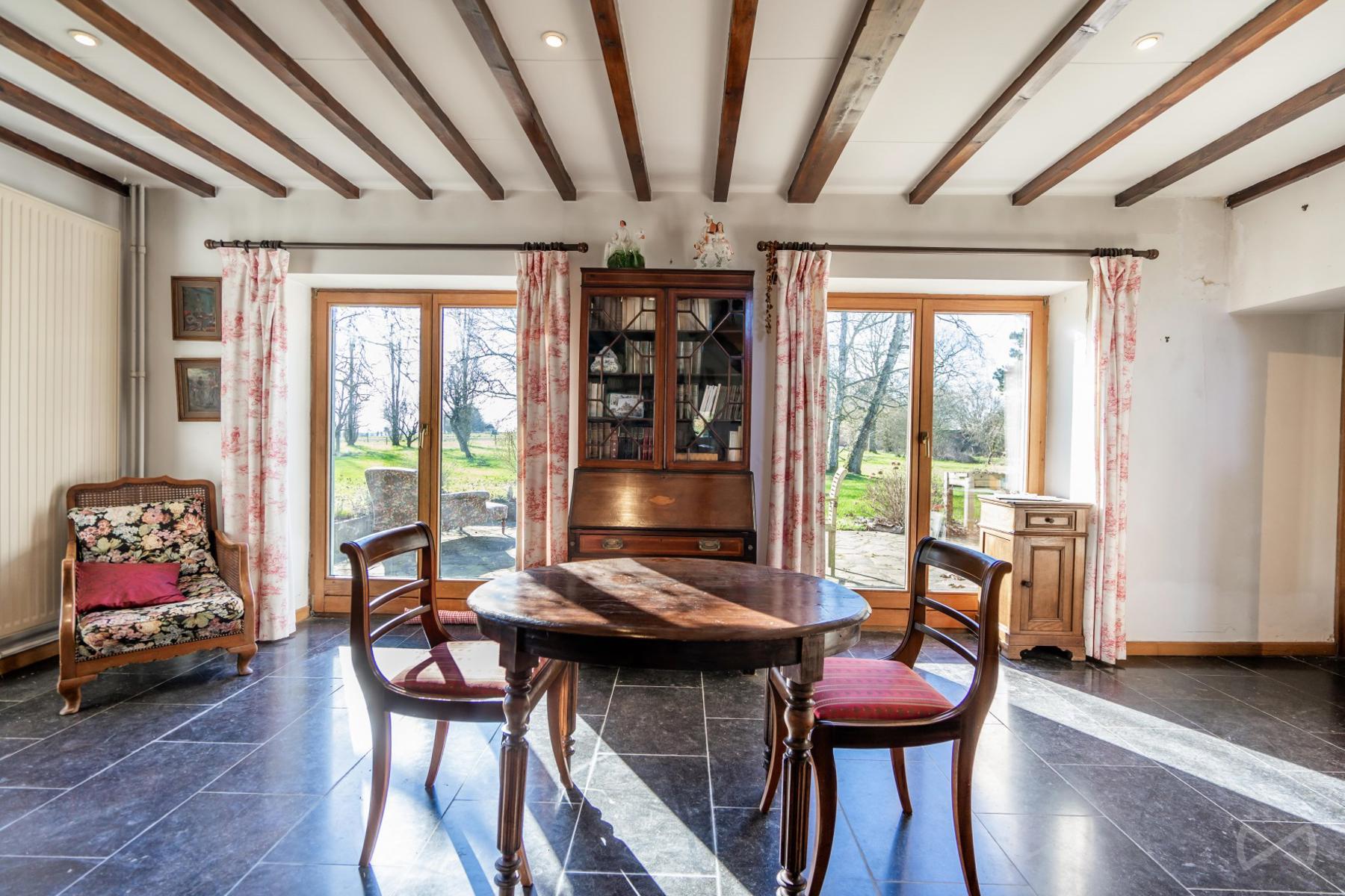 Photo 2 sur 4 pour Maison de quatre chambres à Dorinne