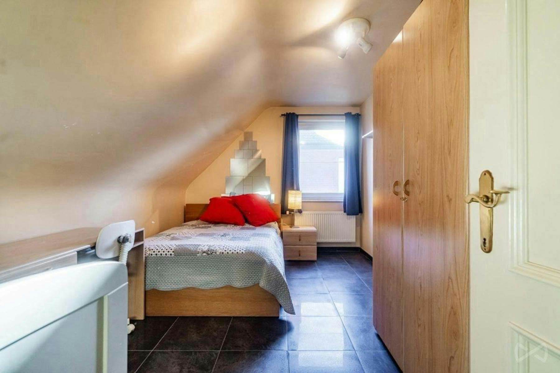 Foto 1 van 4 van Villa met vier slaapkamers in Grimbergen