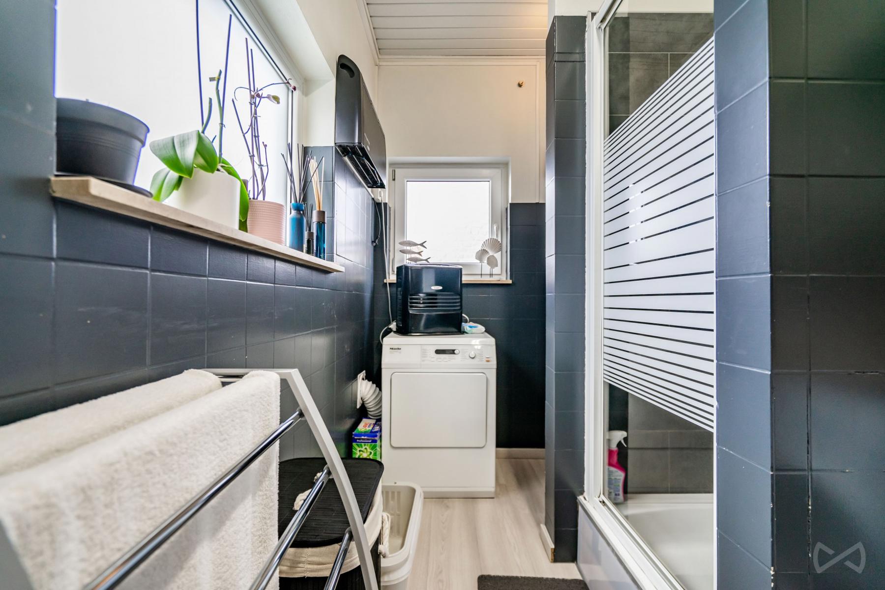 Foto 4 van 4 van Huis met drie slaapkamers in Seraing