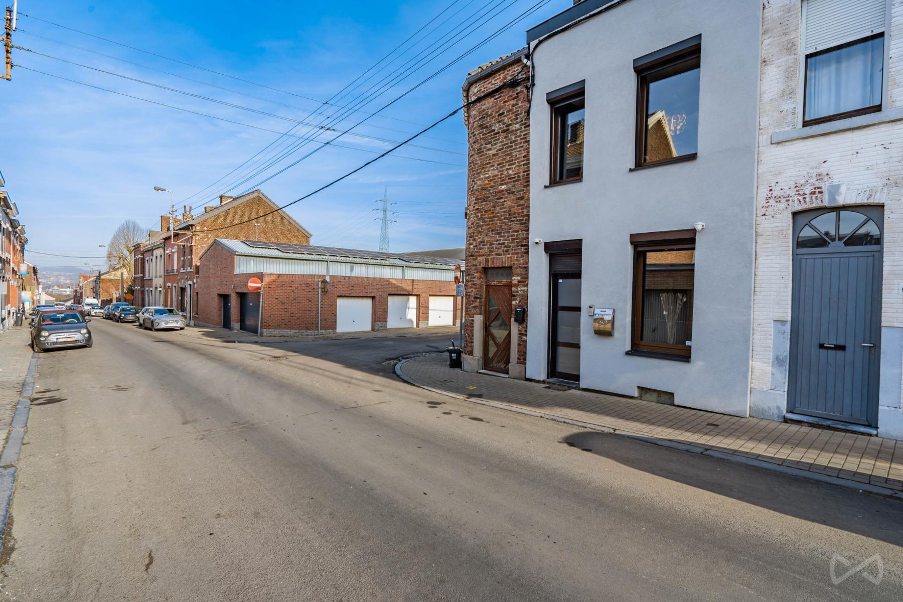 Foto 2 van 4 van Huis met drie slaapkamers in Seraing