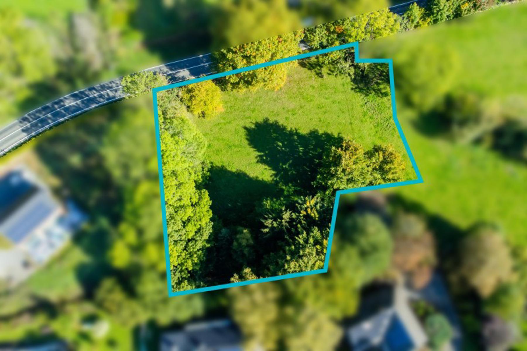 Picture 2 of 4 for Building ground in Ferrieres