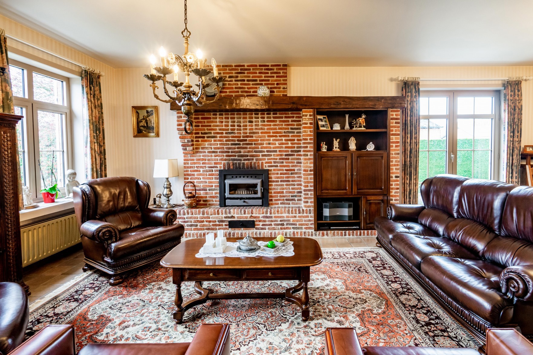 Foto 2 van 4 van Villa met vier slaapkamers in Booischot