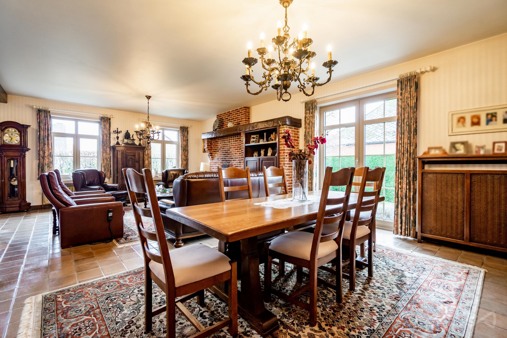 Foto 3 van 4 van Villa met vier slaapkamers in Booischot