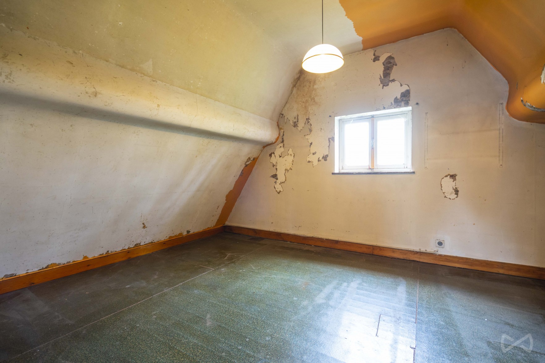 Picture 1 of 4 for Villa with five bedrooms in Rixensart