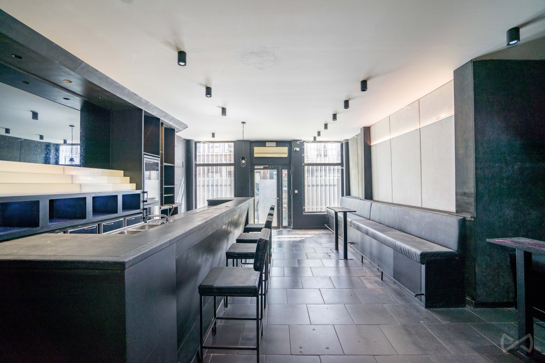 Photo 1 sur 4 pour Rez commercial à Huy