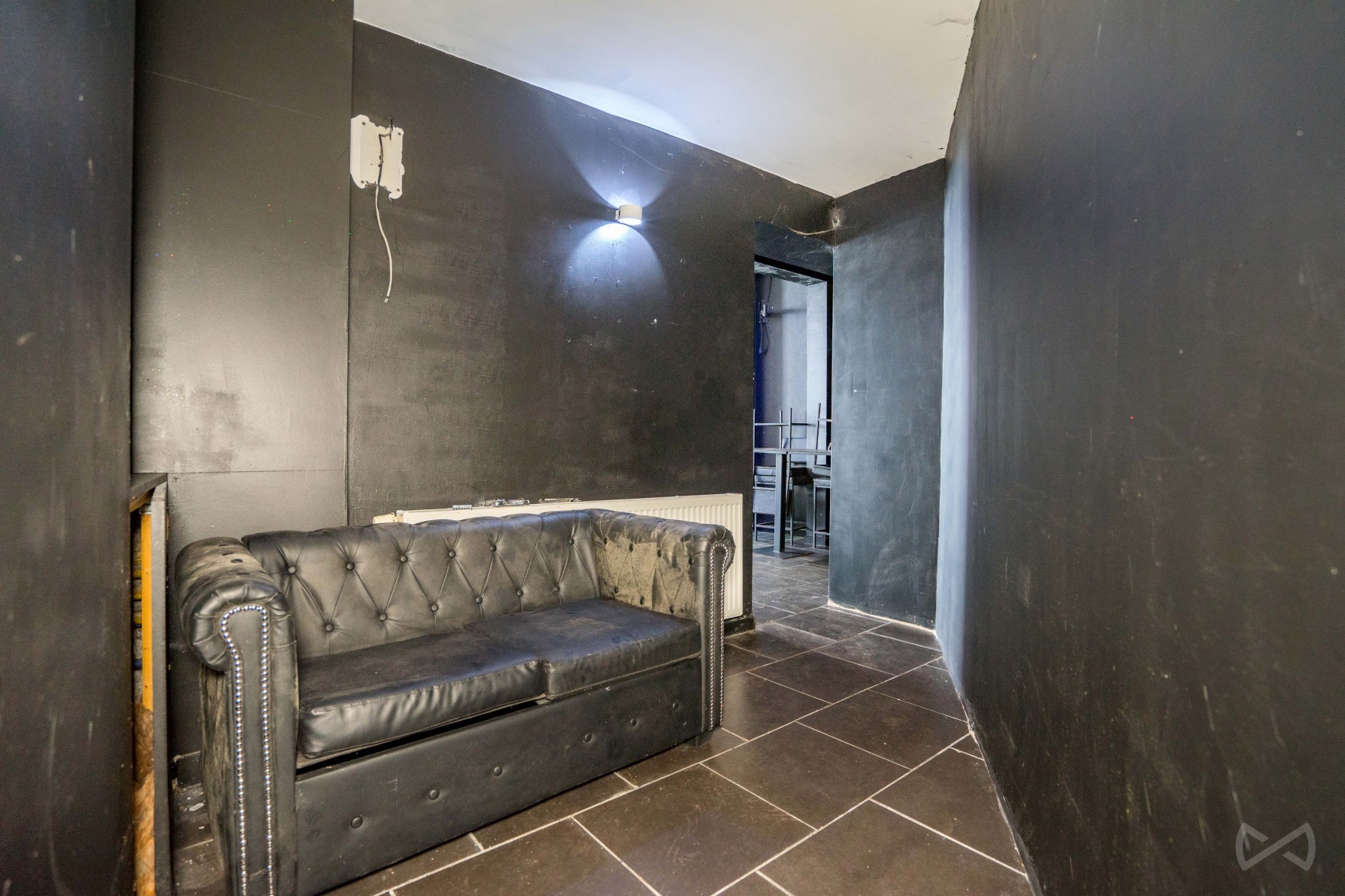 Photo 2 sur 4 pour Rez commercial à Huy