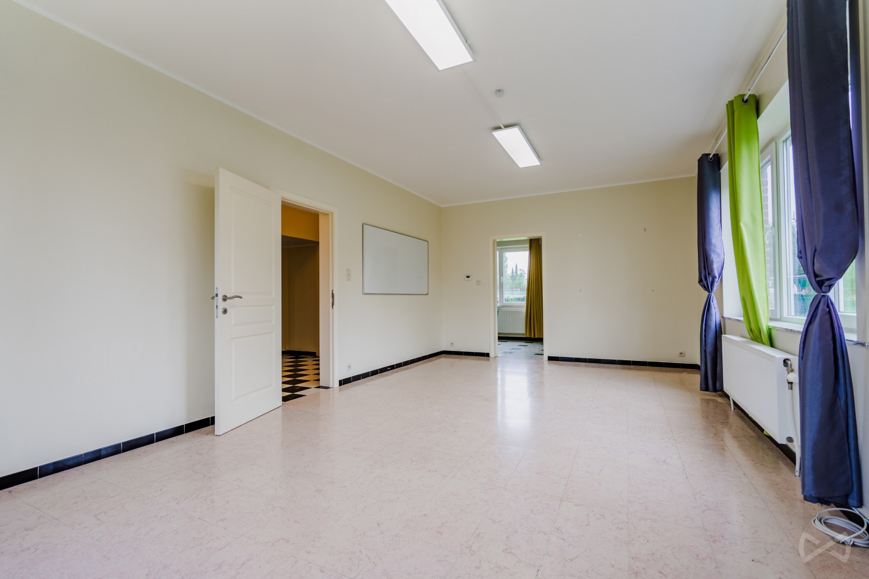 Photo 1 sur 4 pour Villa de quatre chambres à Les Bons Villers Villers-Perwin