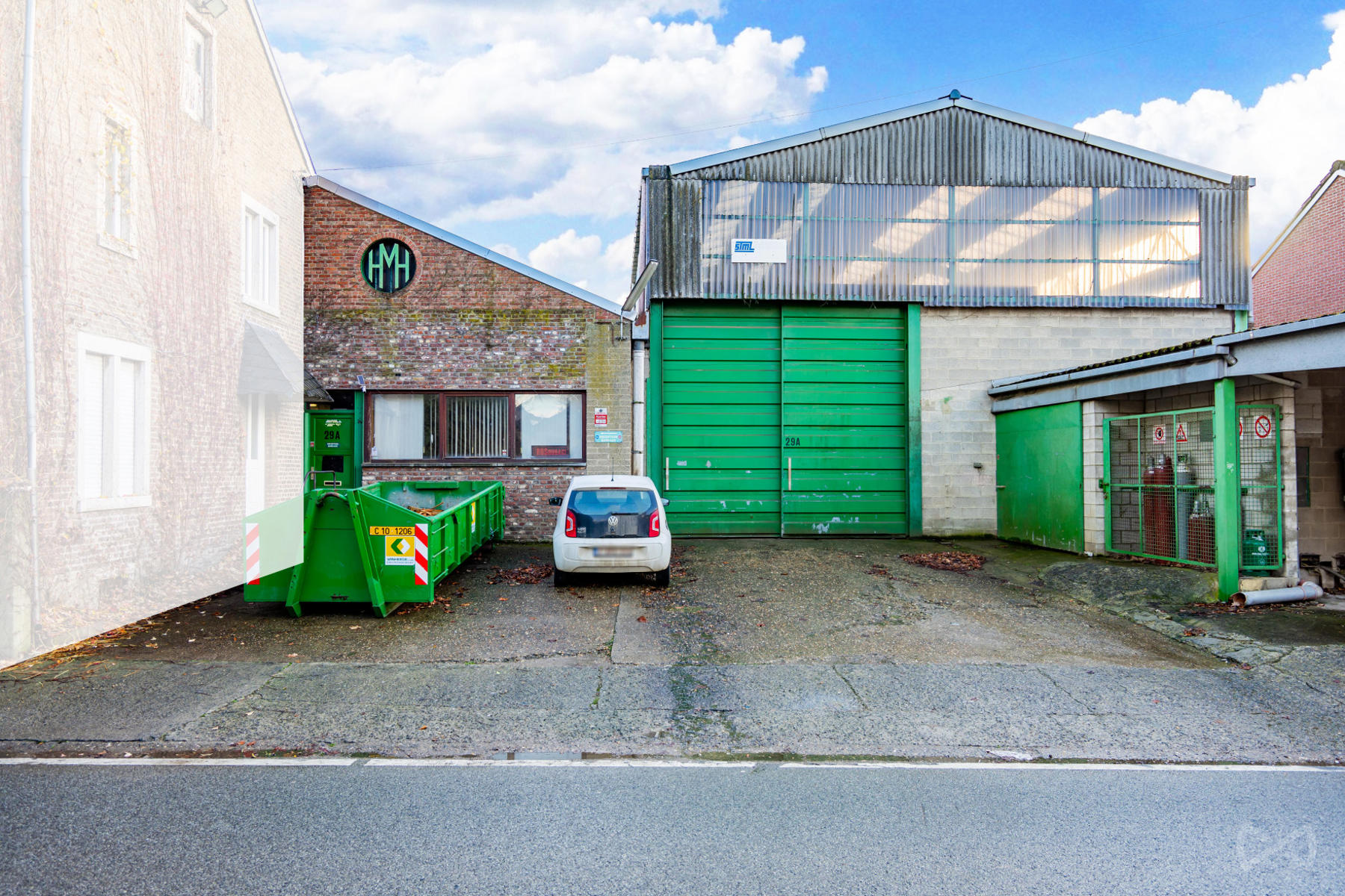 Photo 1 sur 5 pour Immeuble à usage multiple à Hollogne-sur-geer