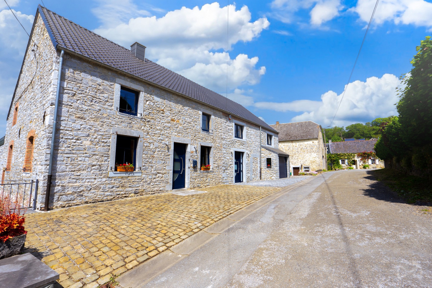 Picture 1 of 4 for House with four bedrooms in Onhaye