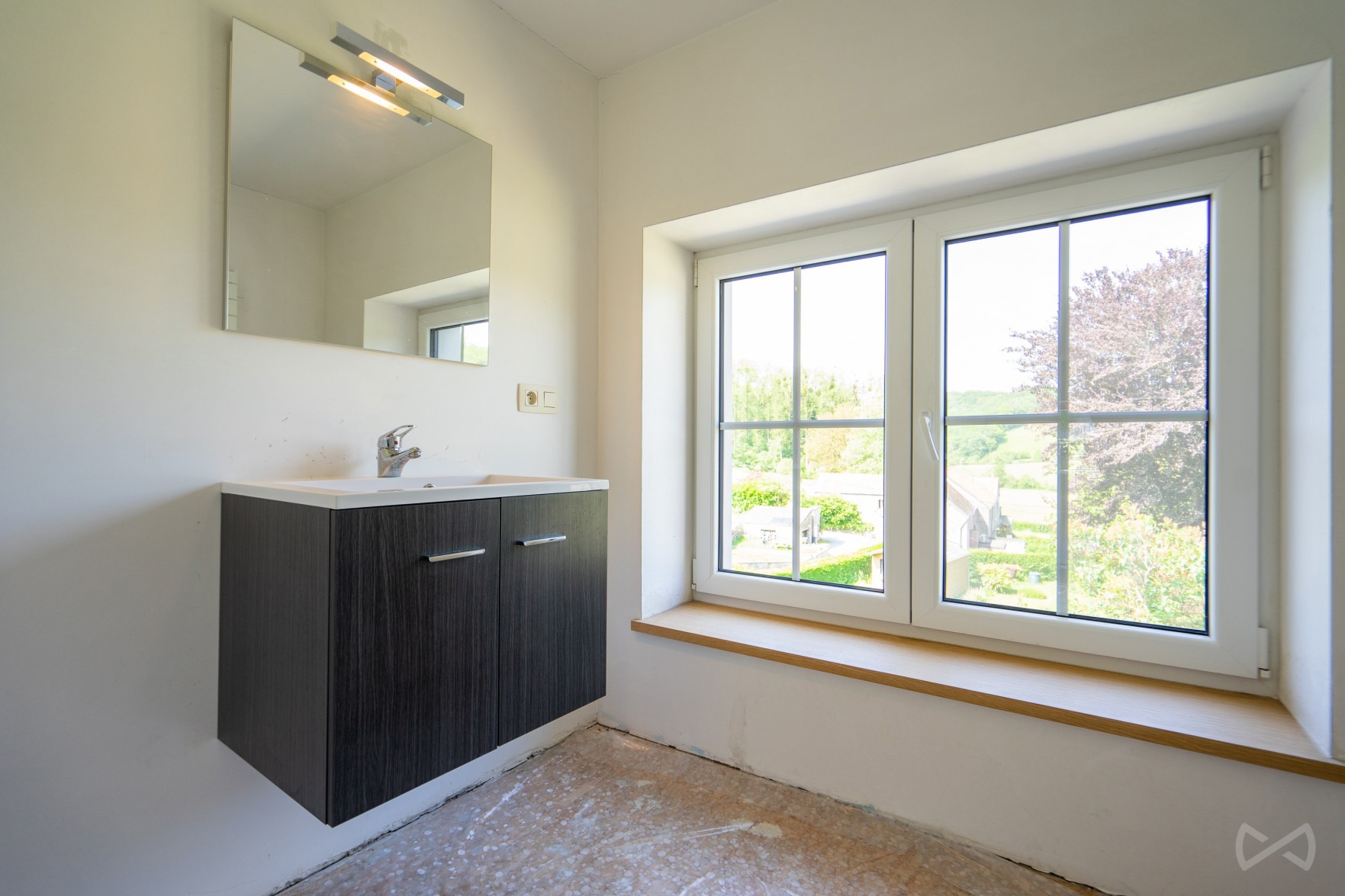 Picture 1 of 4 for House with four bedrooms in Onhaye