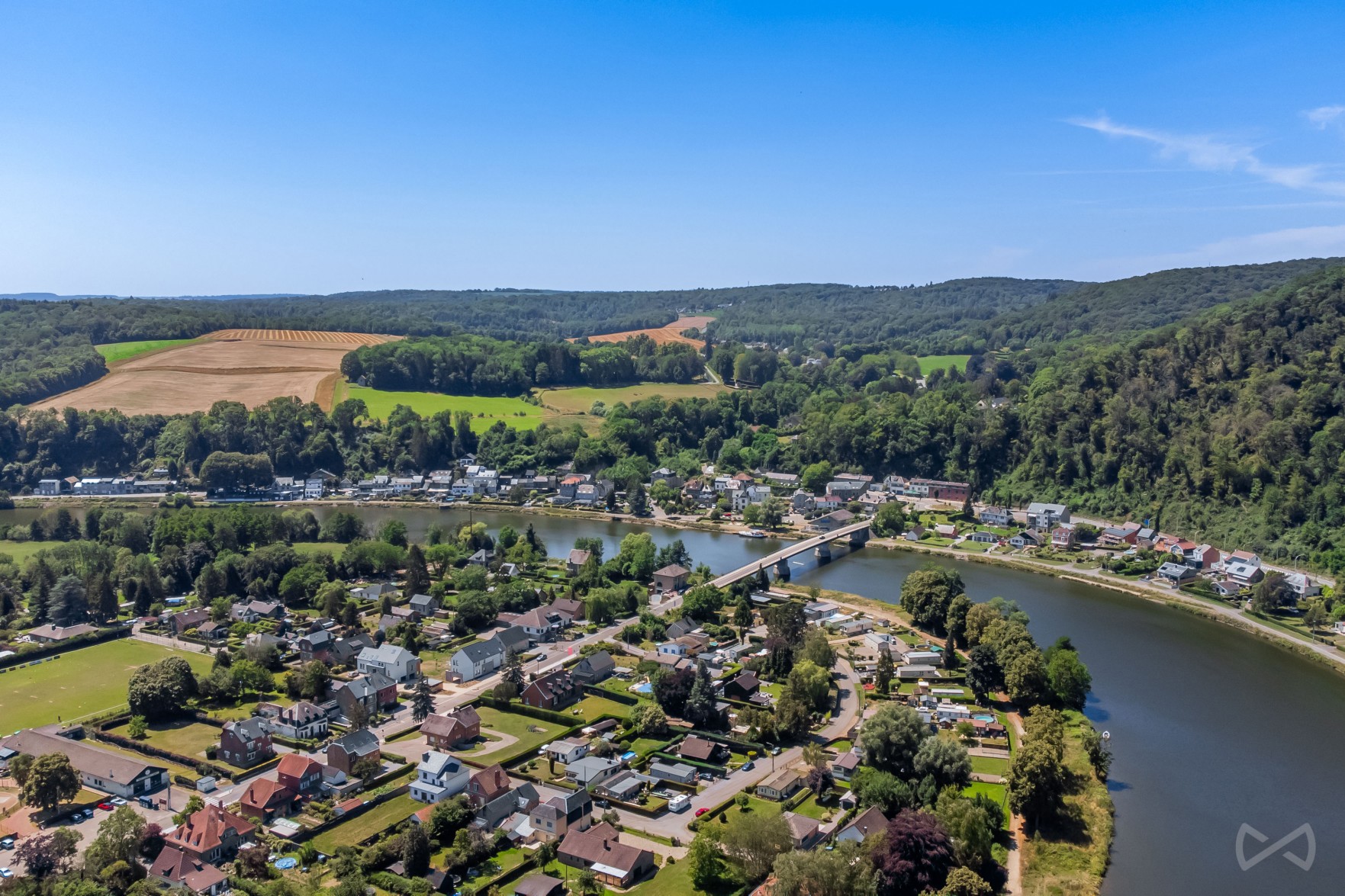 Photo 4 sur 4 pour Maison de quatre chambres à Godinne