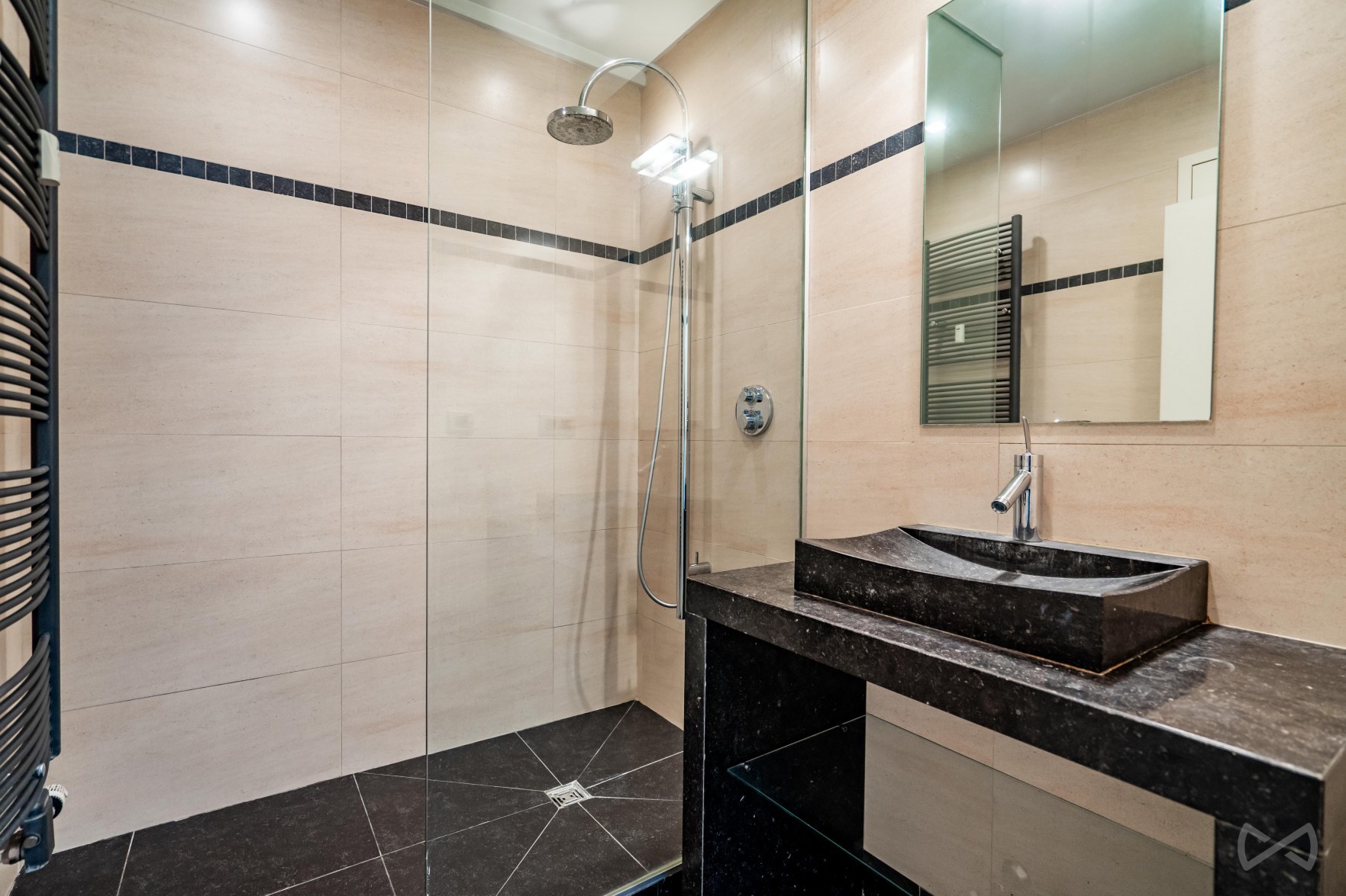 Foto 4 van 4 van Appartement met twee slaapkamers in Bruxelles