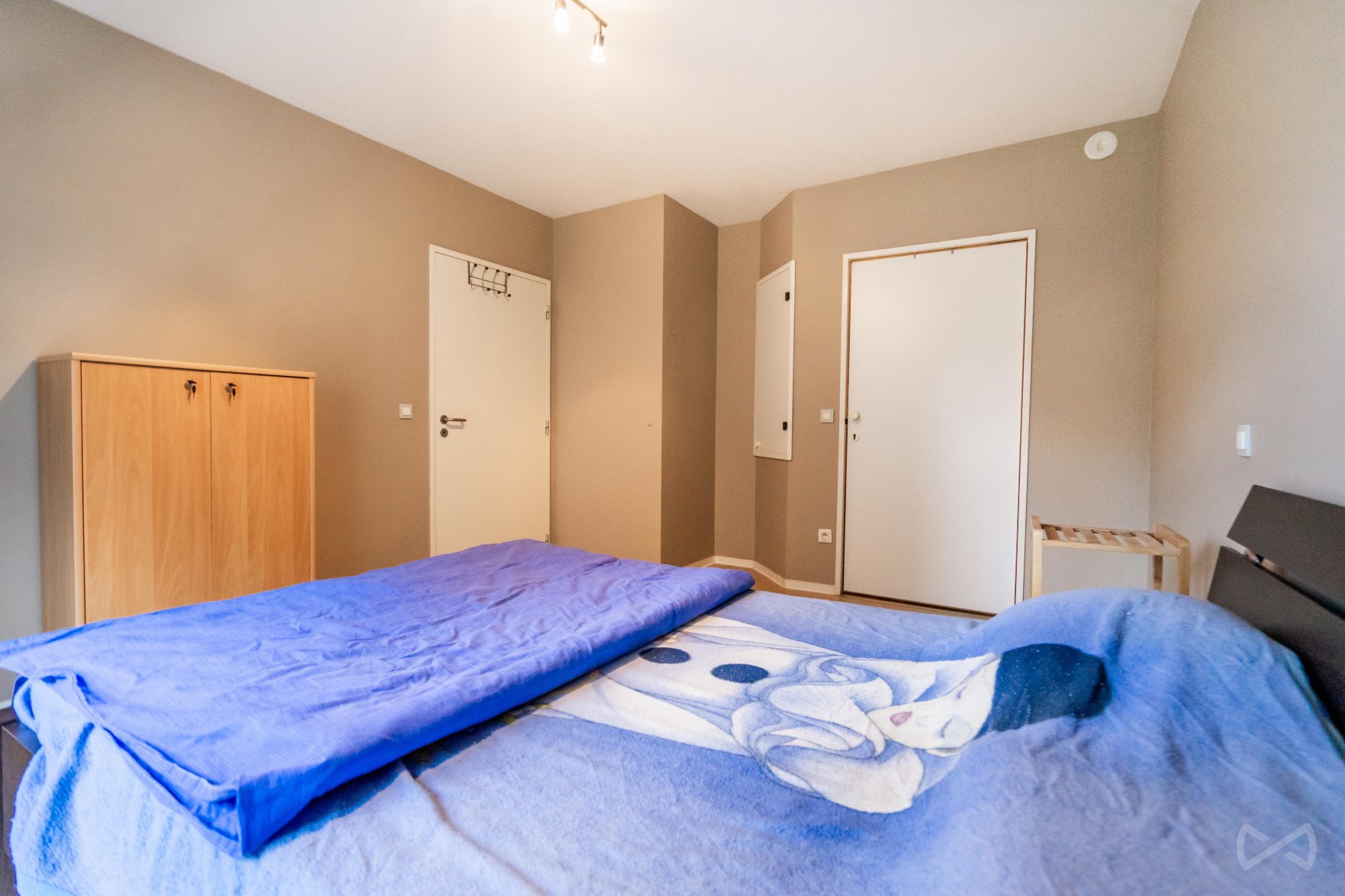 Foto 1 van 4 van Gelijkvloerse verdieping met één slaapkamer in Sorinnes