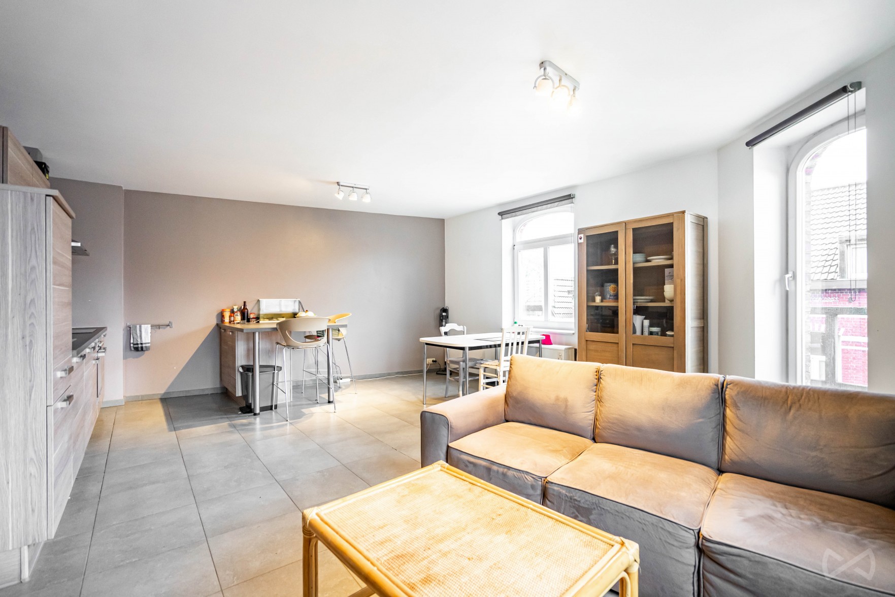 Picture 4 of 4 for Apartment block with five bedrooms in Court-saint-Étienne