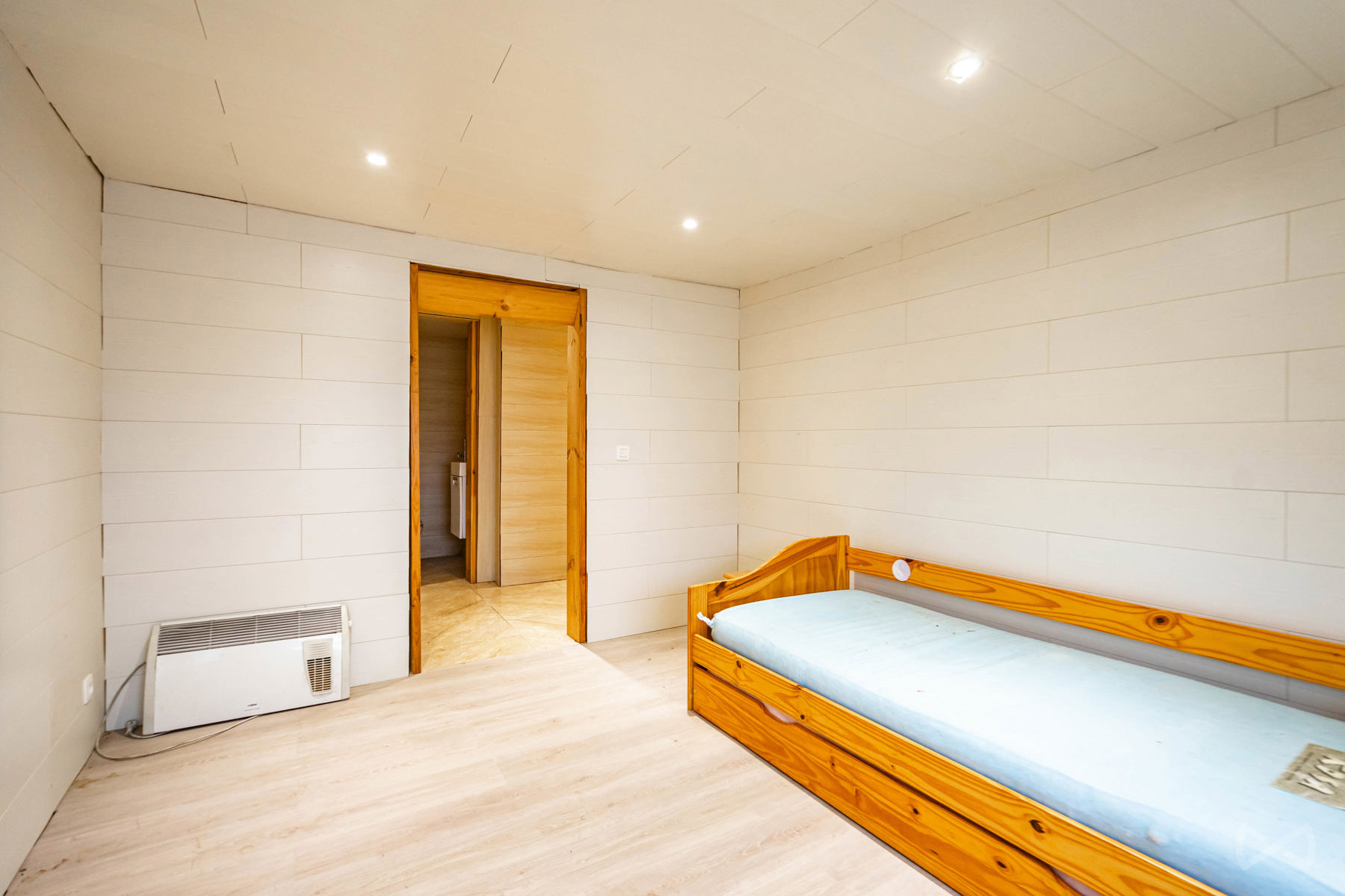 Foto 3 van 4 van Huis met vier slaapkamers in Yvoir Purnode