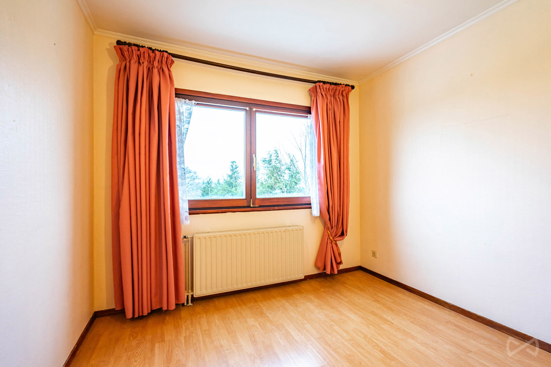 Foto 4 van 4 van Huis met vier slaapkamers in Yvoir Purnode