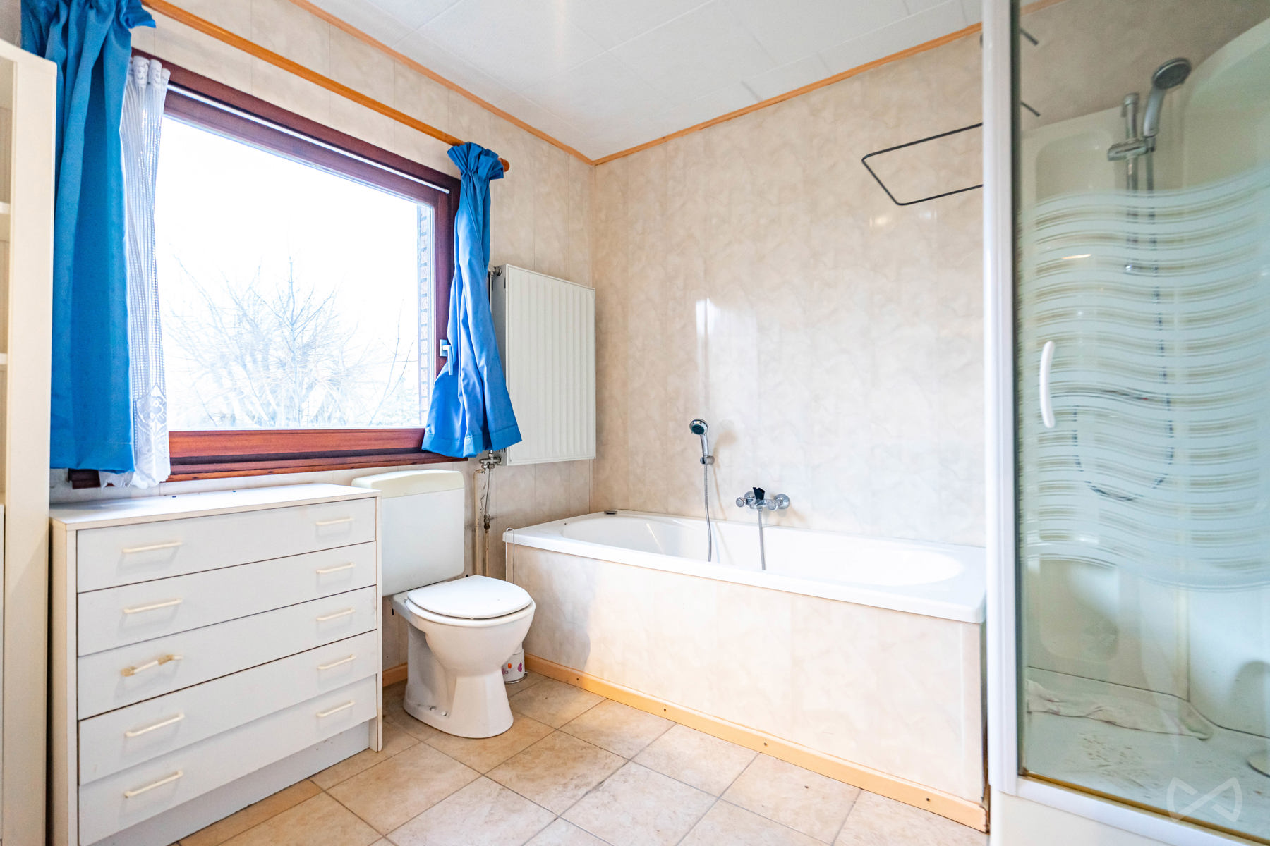 Foto 3 van 4 van Huis met vier slaapkamers in Yvoir Purnode