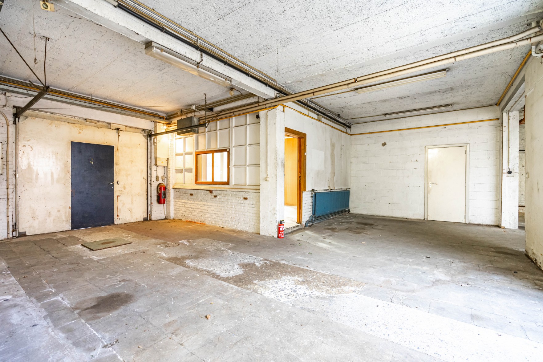 Picture 1 of 4 for Multi-purpose building in Genval